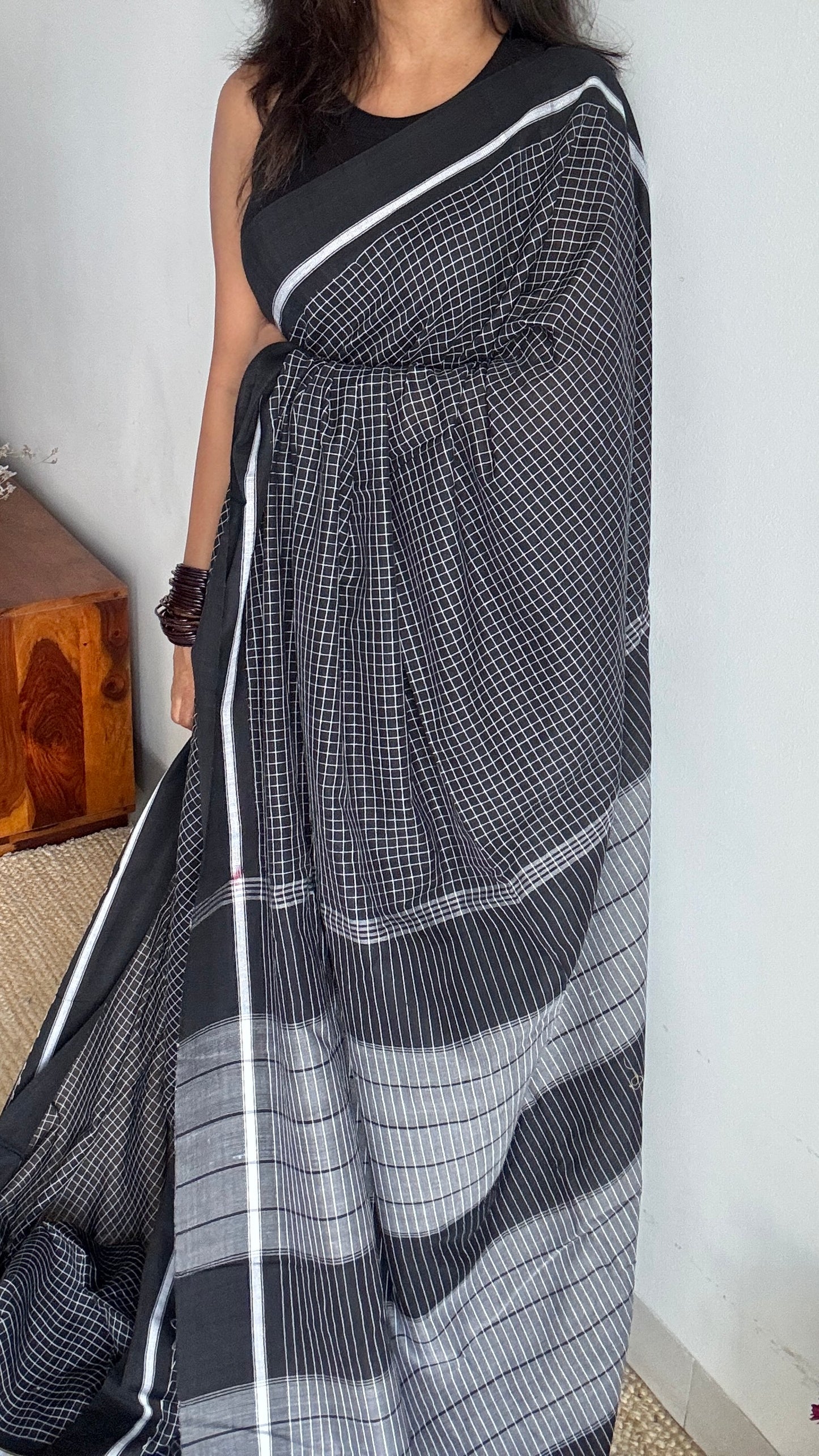Classic Black and White Checks - Patteda Anchu
