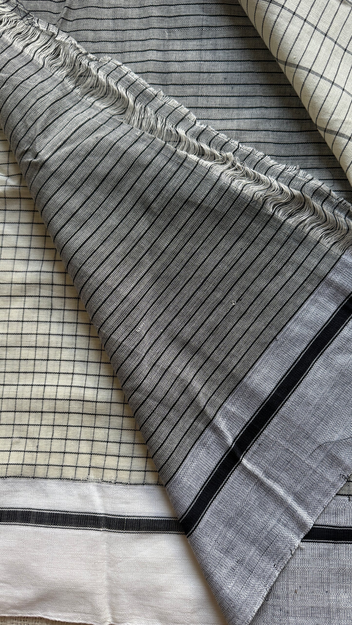 Cream with Black Checks - Patteda Anchu