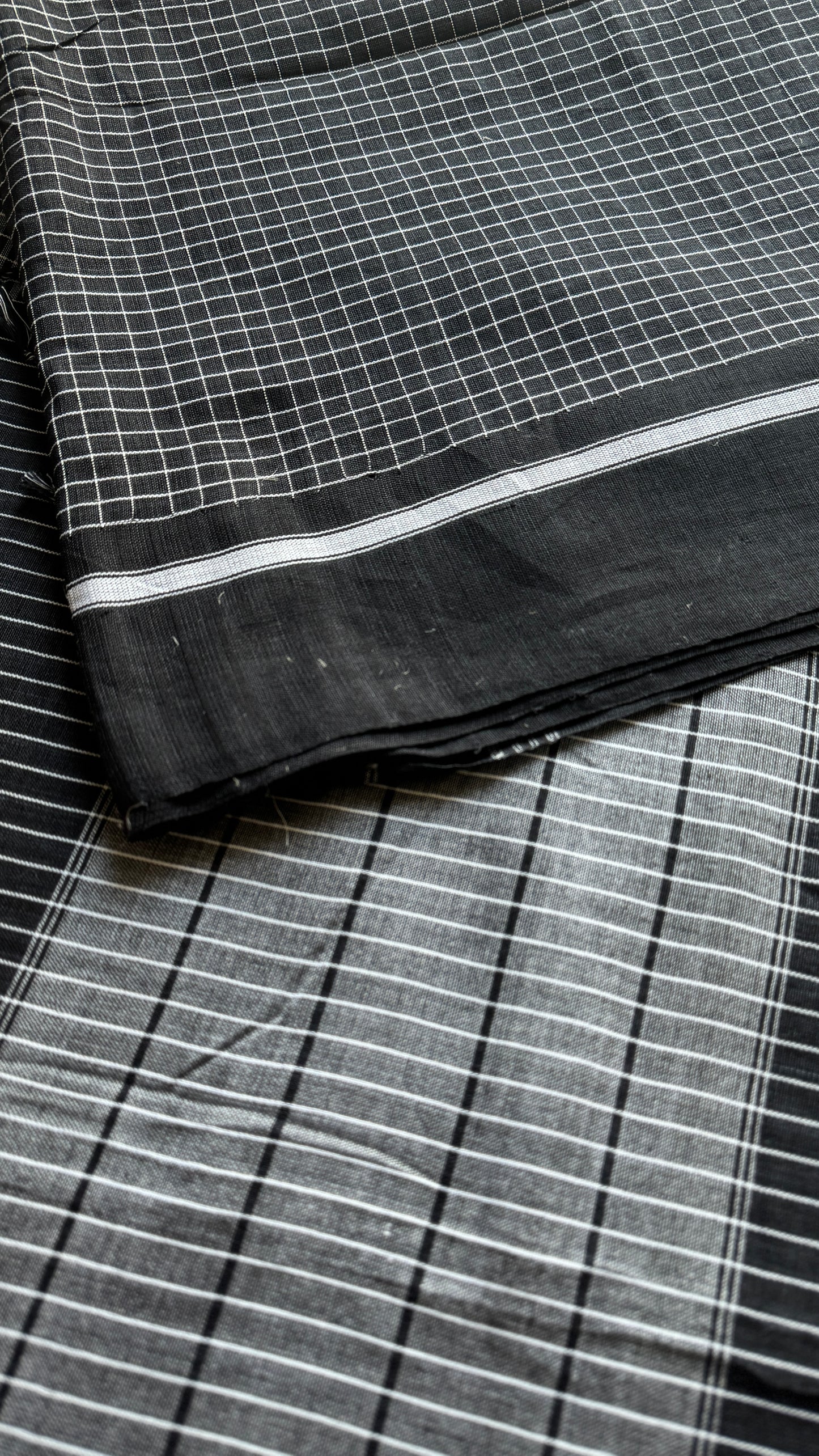 Classic Black and White Checks - Patteda Anchu