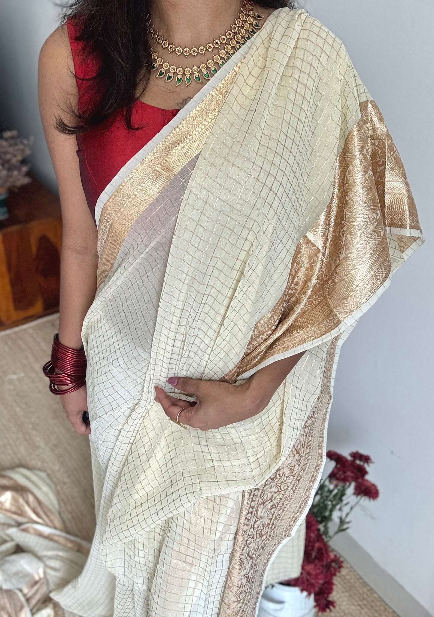 Cream & gold viscose silk checks - with contrast red blouse - YCON25DOS01
