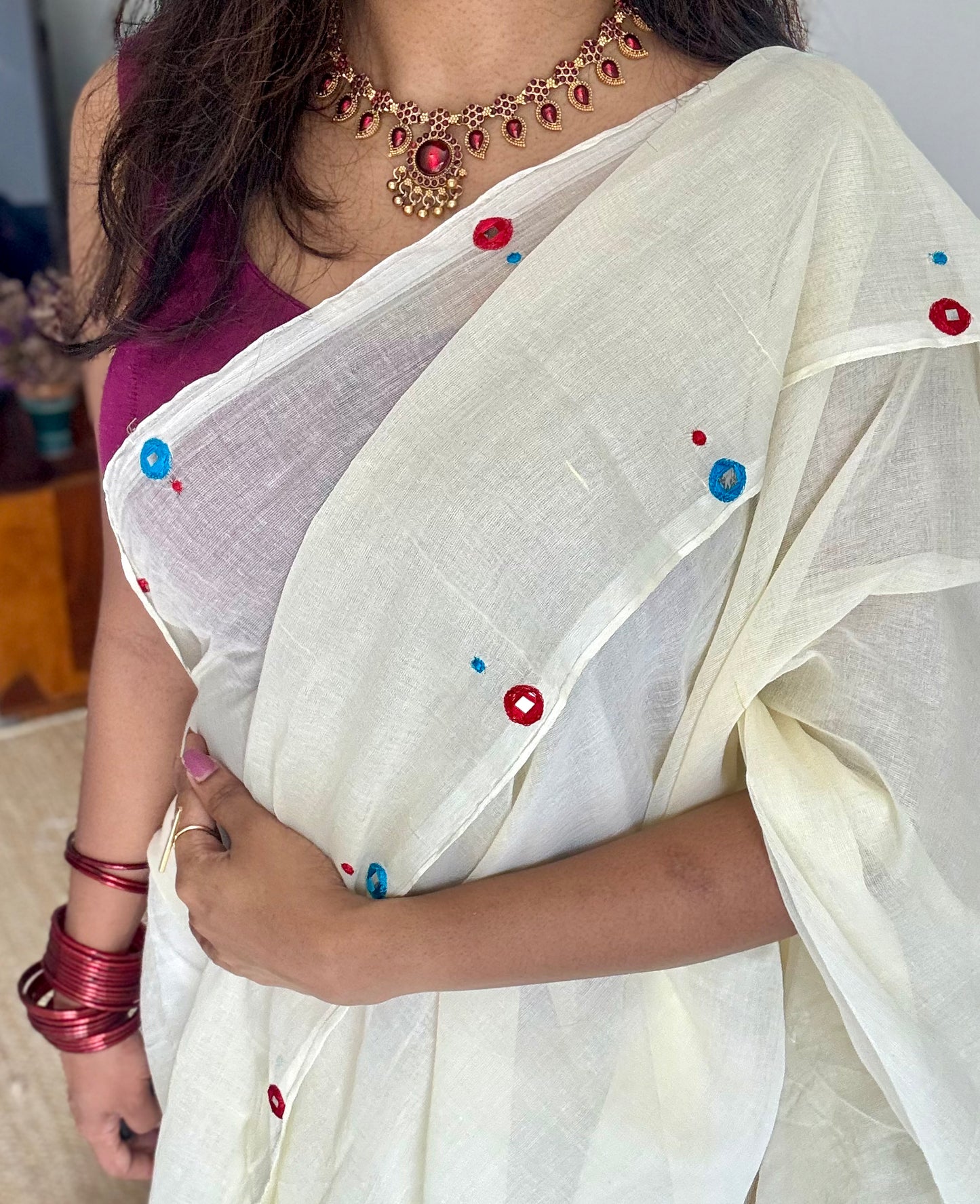 Ivory with red & blue foil mirror worked border, mul cotton - YCON25BCM15