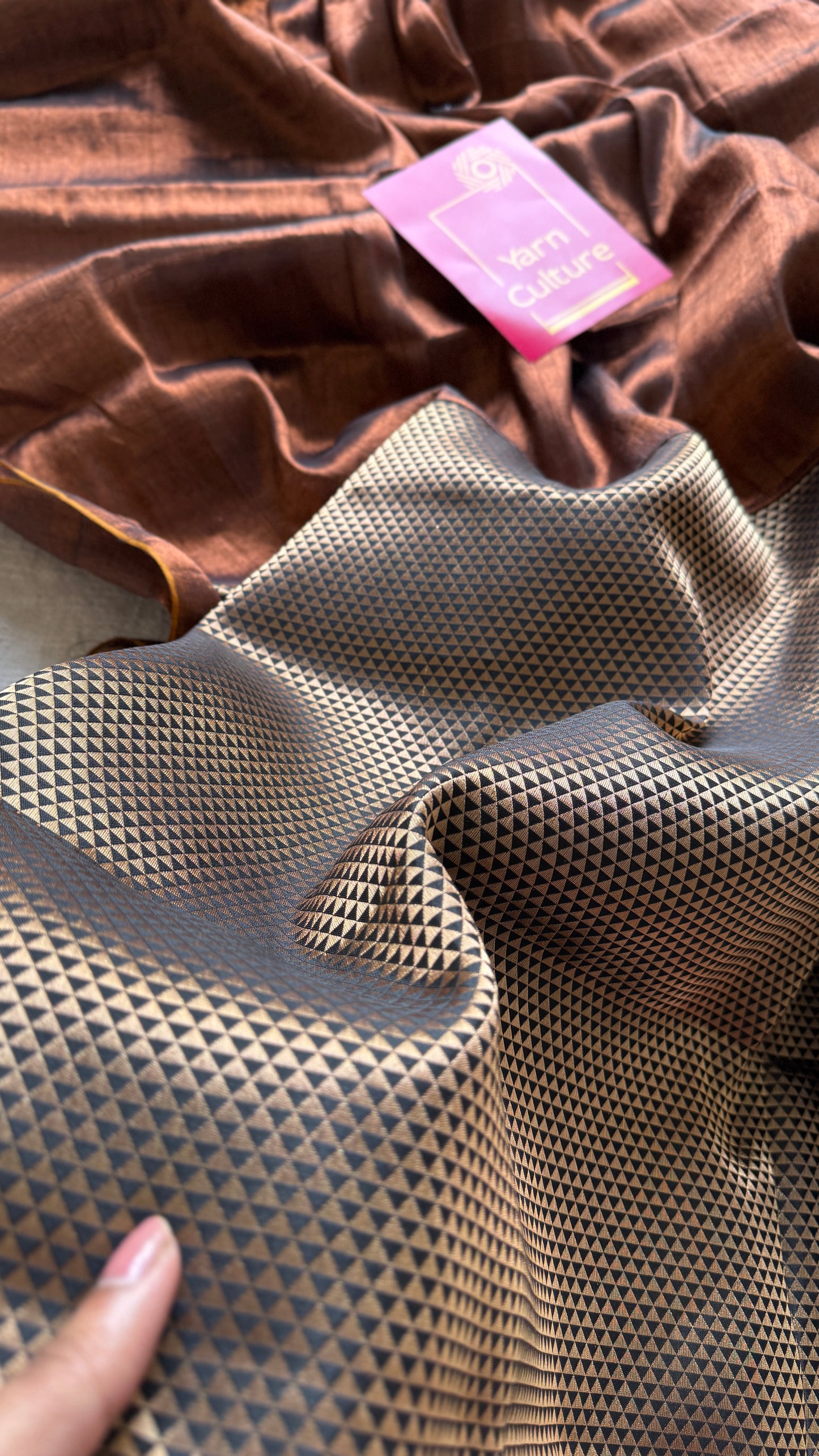Khoobsurat Saaya - A Beautiful Shadow : Copper with Black and Gold Brocade Pallu & Blouse, Mul Tissue - YCTMEMT01