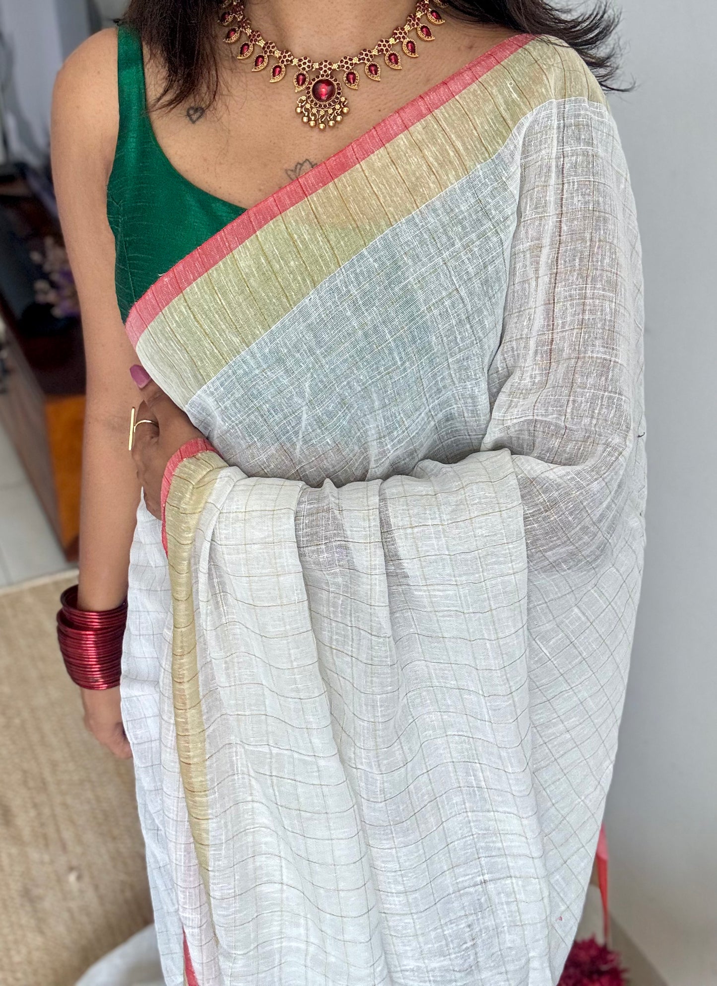 Ivory & gold checks in Linen - YCON25BCLN07