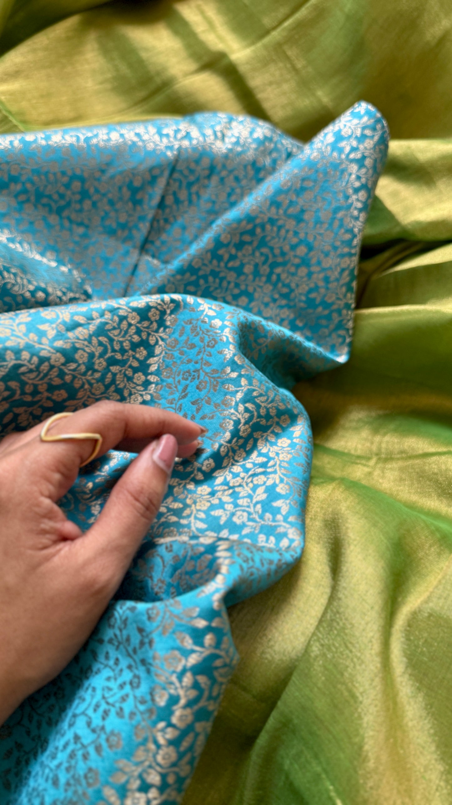 Noor-e-Hara - Glow of Green : Green with Blue and Gold Brocade Pallu & Blouse, Mul Tissue - YCTMEMT06