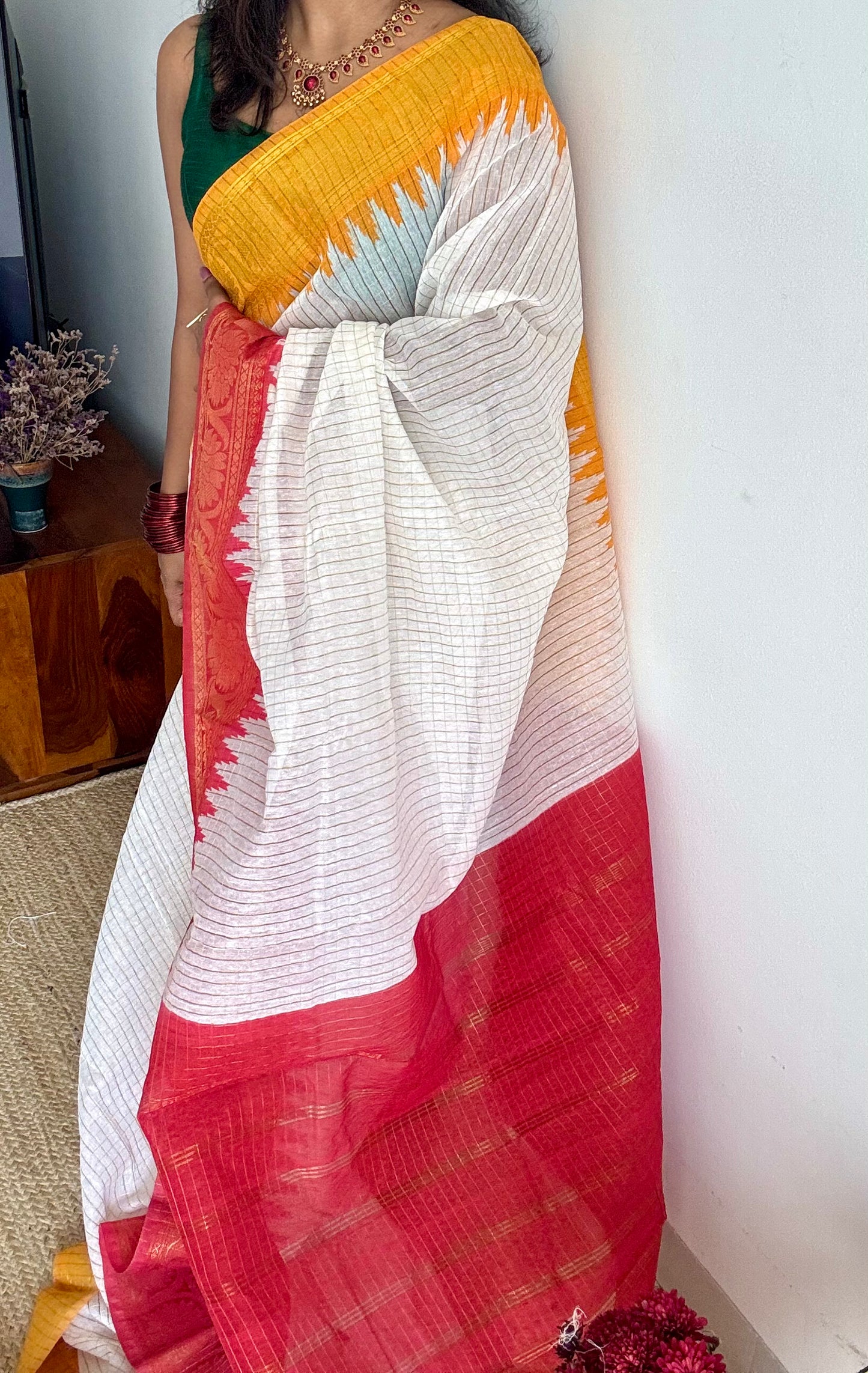 Chilli Red - Yellow - sungudi cotton checks, ivory gold base, soft cotton - YCON25COTN99