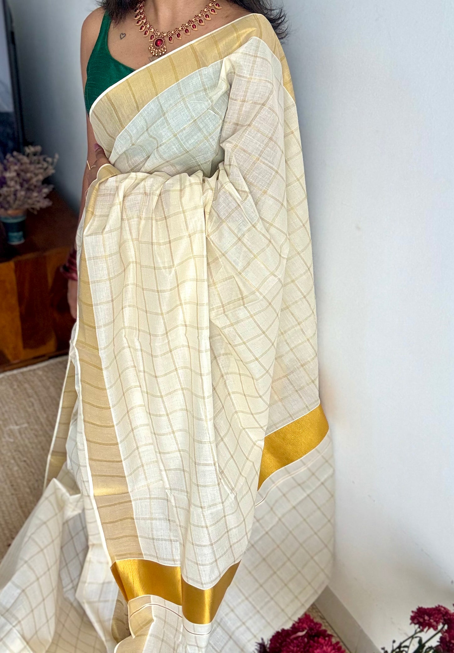 Ivory and gold checks, kerala tissue cotton - YCON25MC272