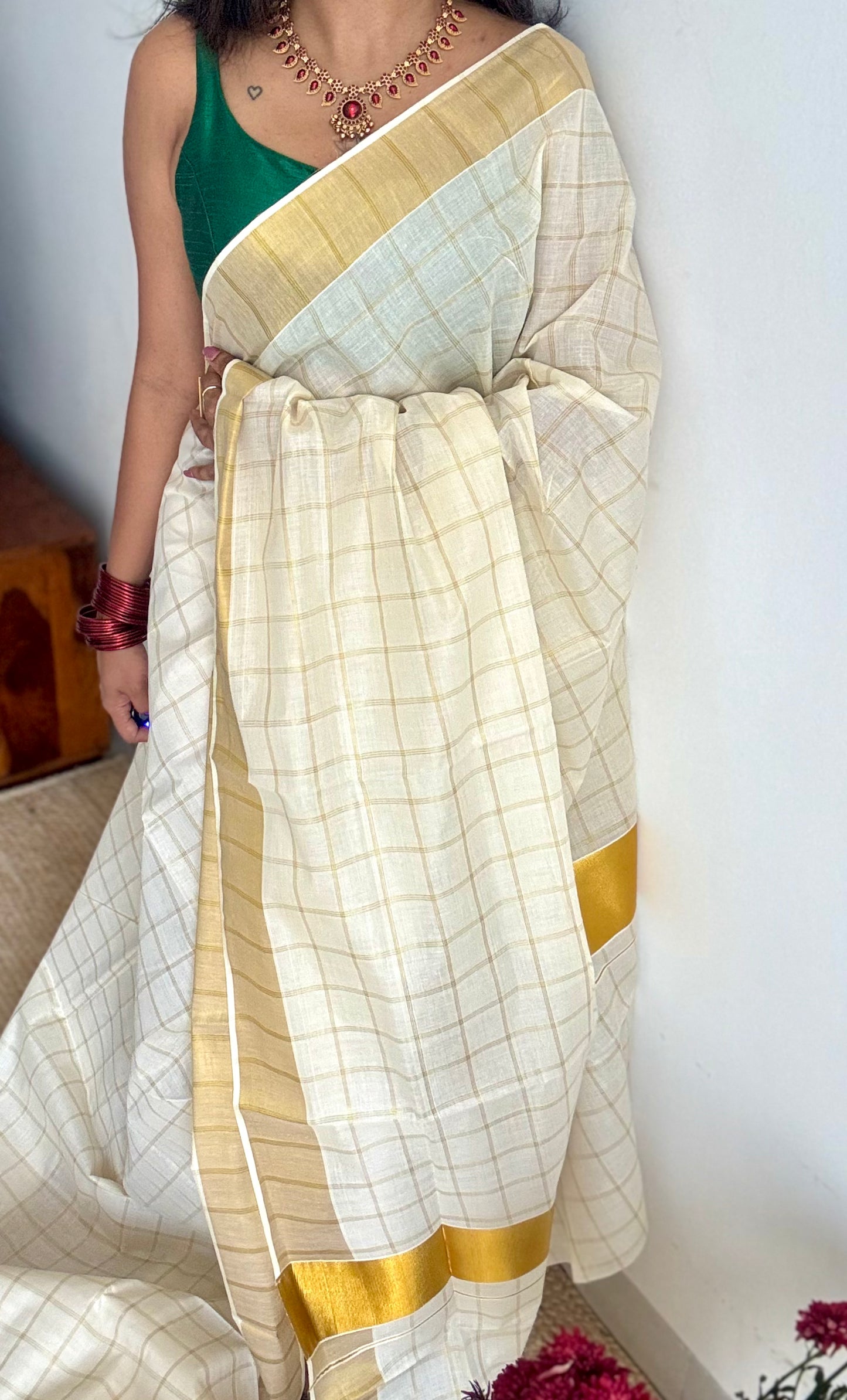 Ivory and gold checks, kerala tissue cotton - YCON25MC272