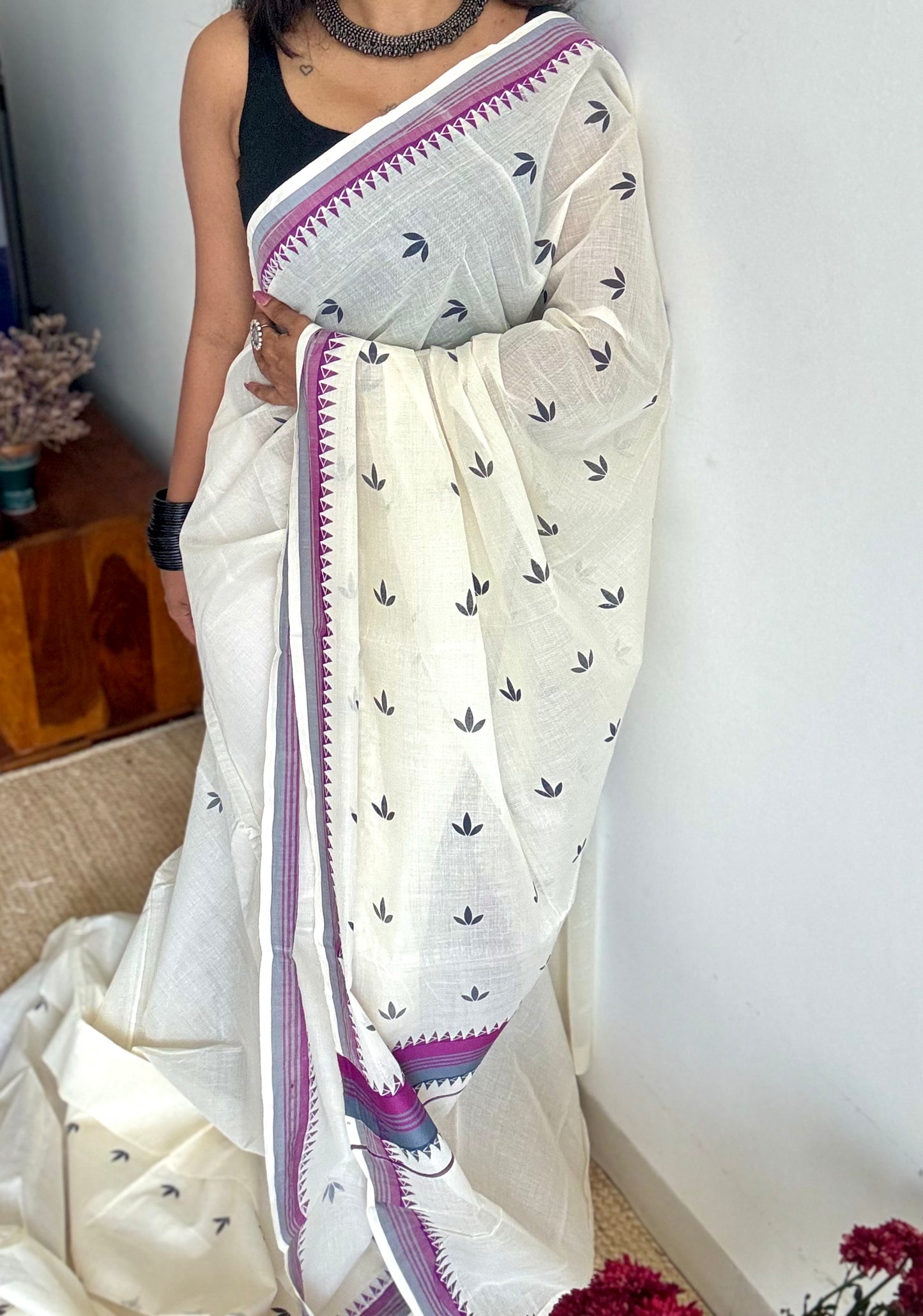Ivory with purple border, floral pattern kerala cotton - YCON25KCP79
