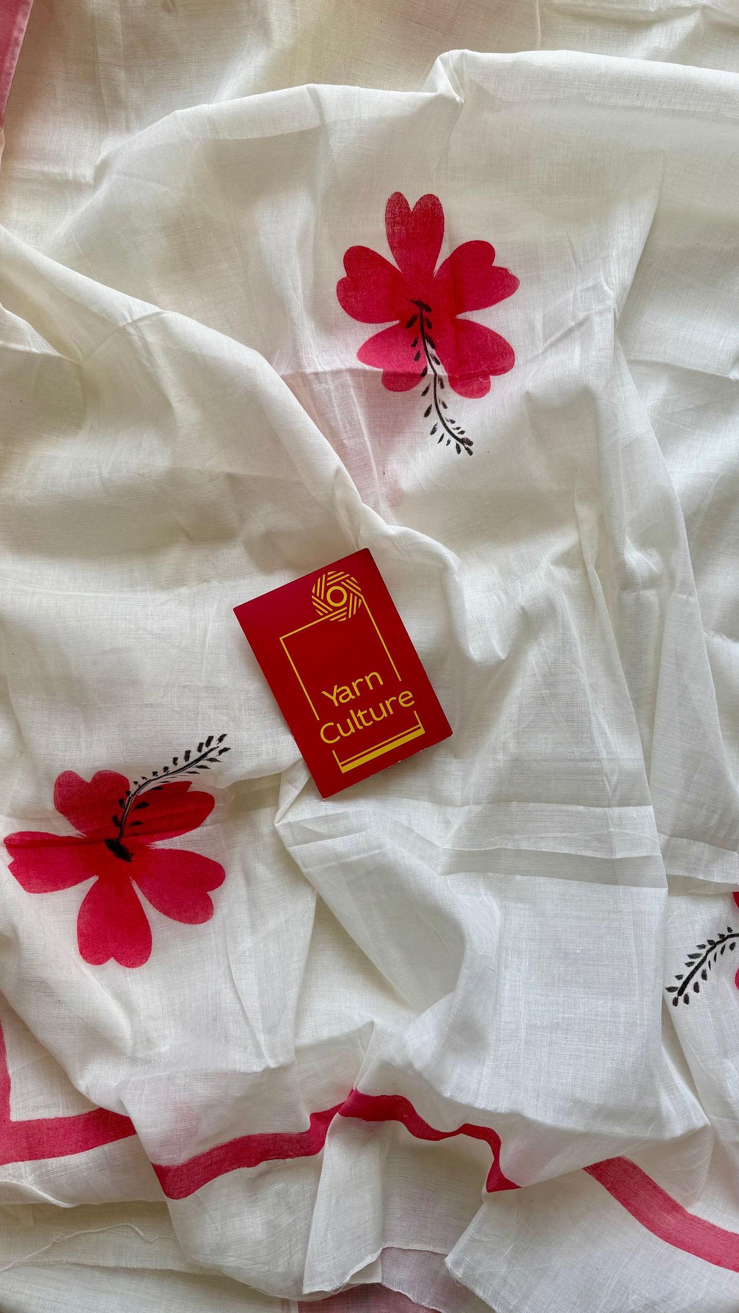 Ivory soft cotton with painted hibiscus flowers in red - YCON25BCSC45