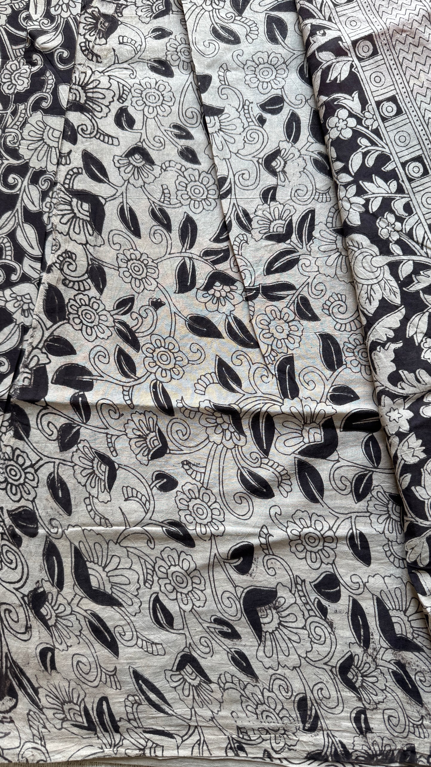 Black kalamkari, cream floral vines, soft cotton YCWOTDK10