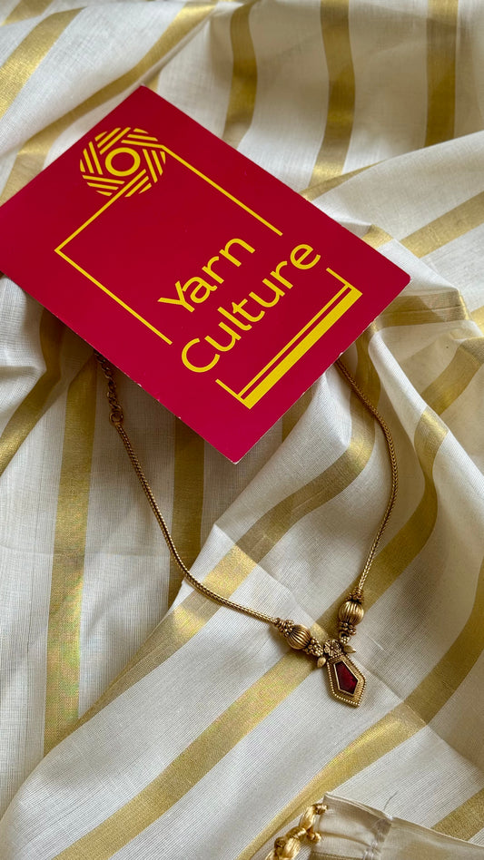 Red pendant in antique gold chain - YCAGC08