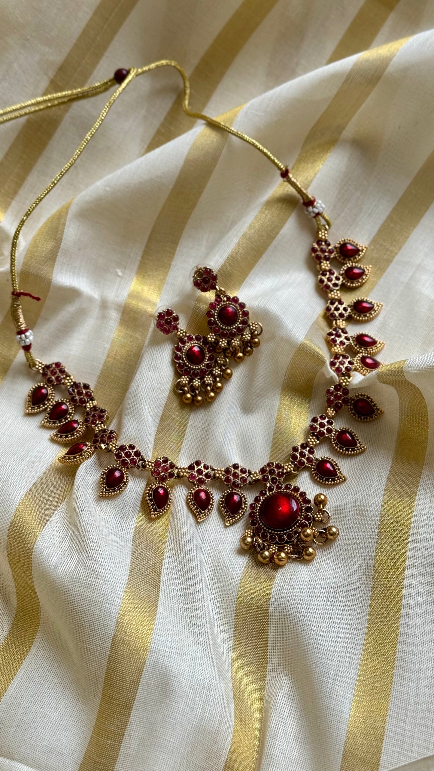 Red stone pendant necklace - YCAGC11