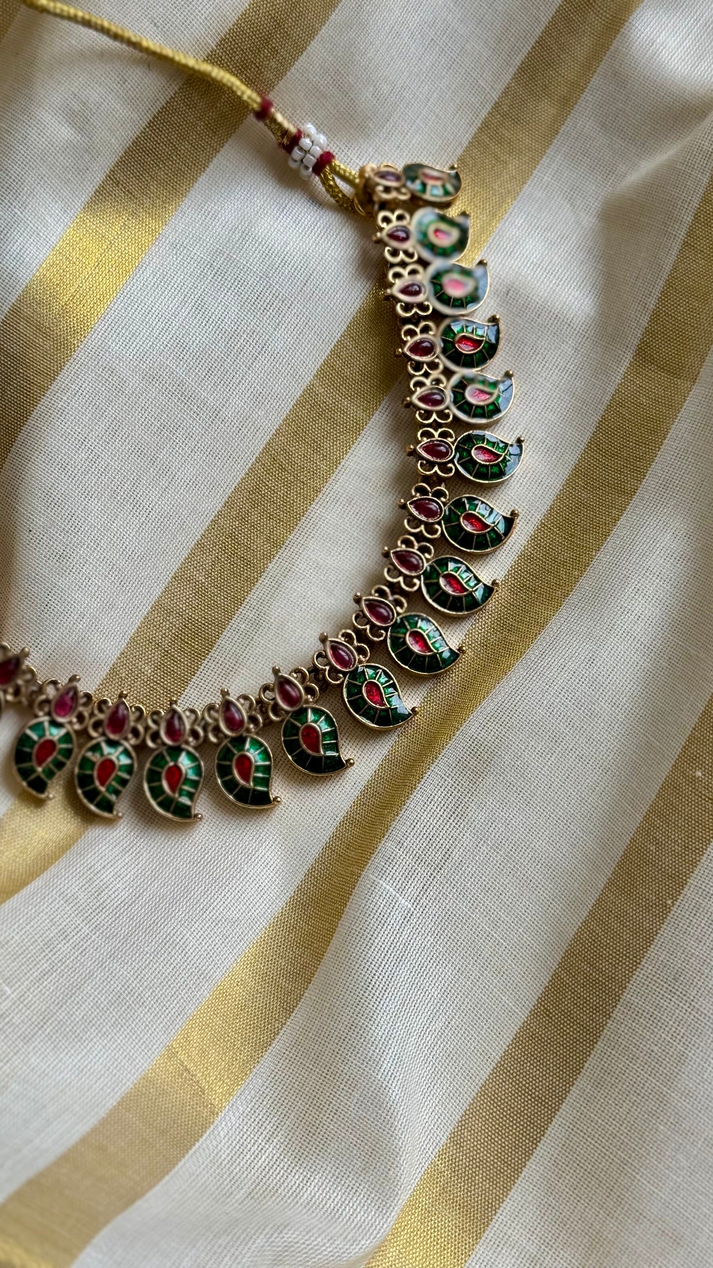Dark green mango shaped pendant necklace - YCAGC34