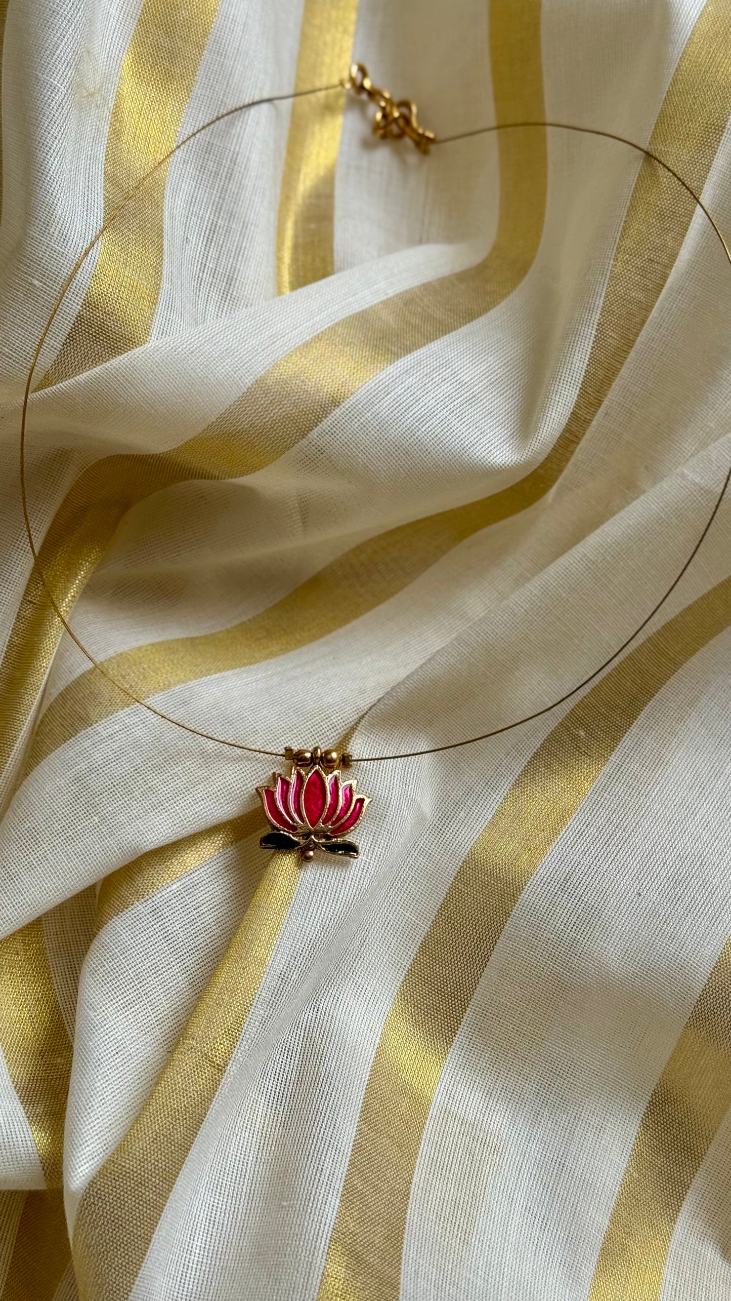 Single pink lotus pendant, invisible chain - YCAGC35