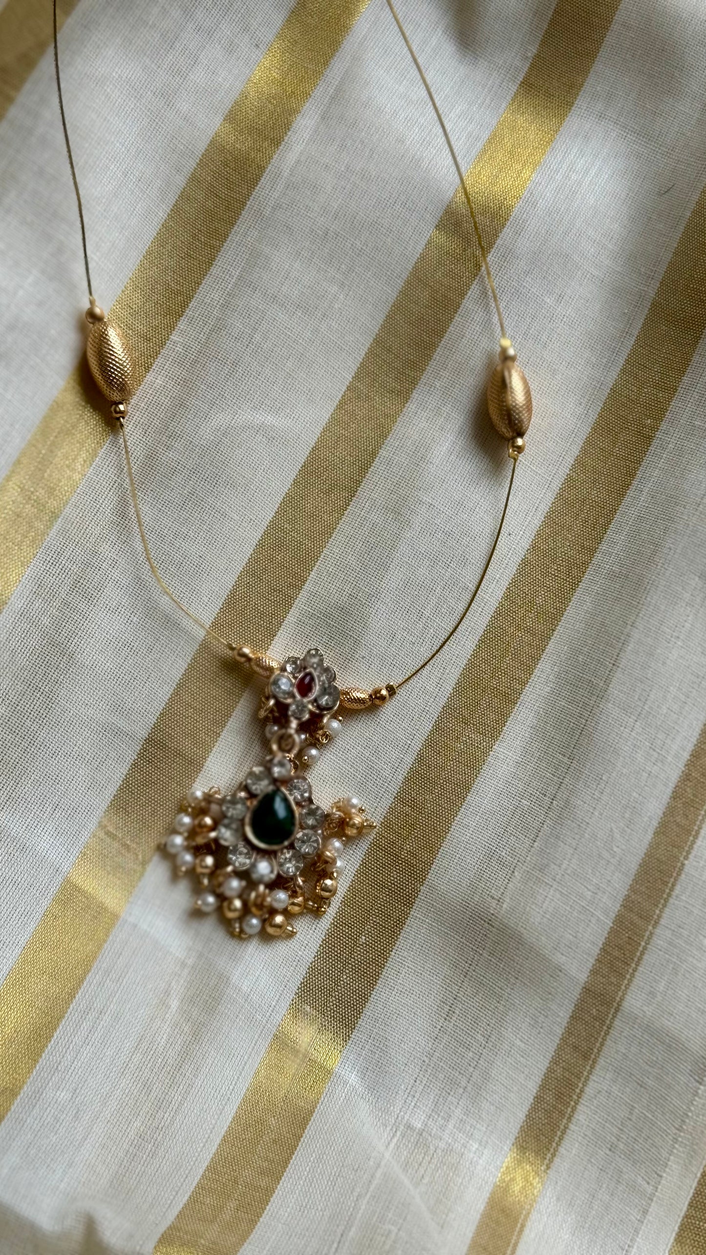 Red and white stone pendant with pearl drops, invisible chain neckpiece - YCAGC73