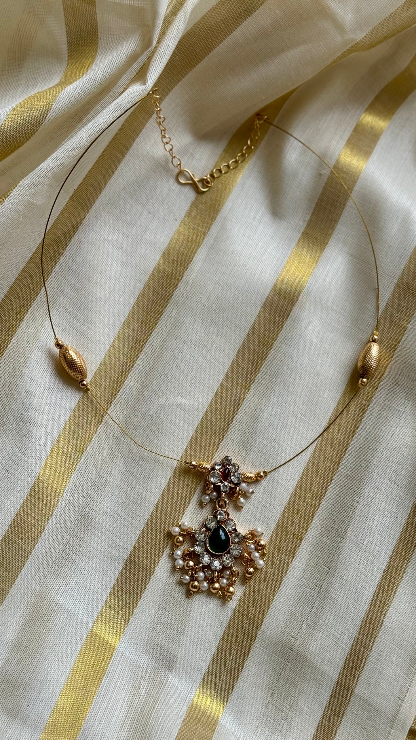 Red and white stone pendant with pearl drops, invisible chain neckpiece - YCAGC73