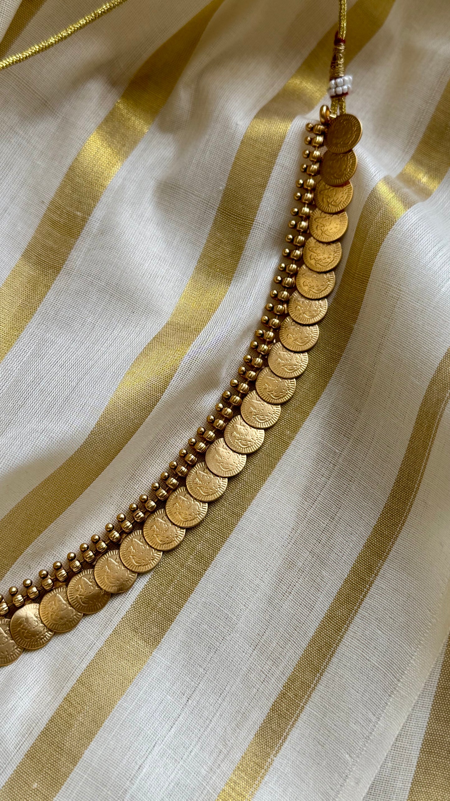 Single layer antique gold coin necklace - YCAGC25