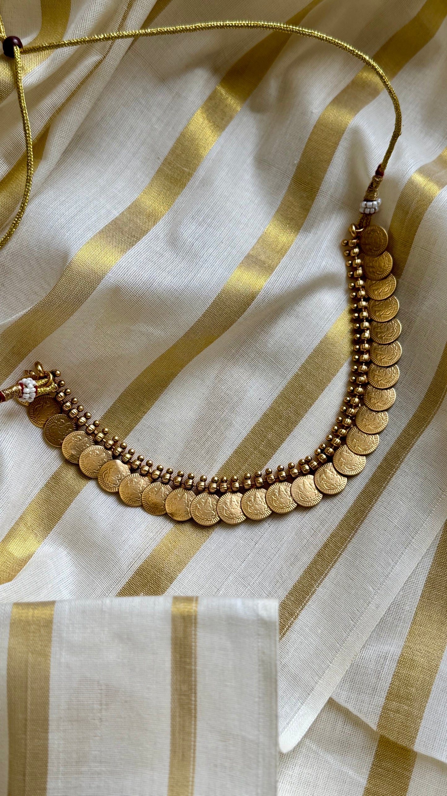 Single layer antique gold coin necklace - YCAGC25