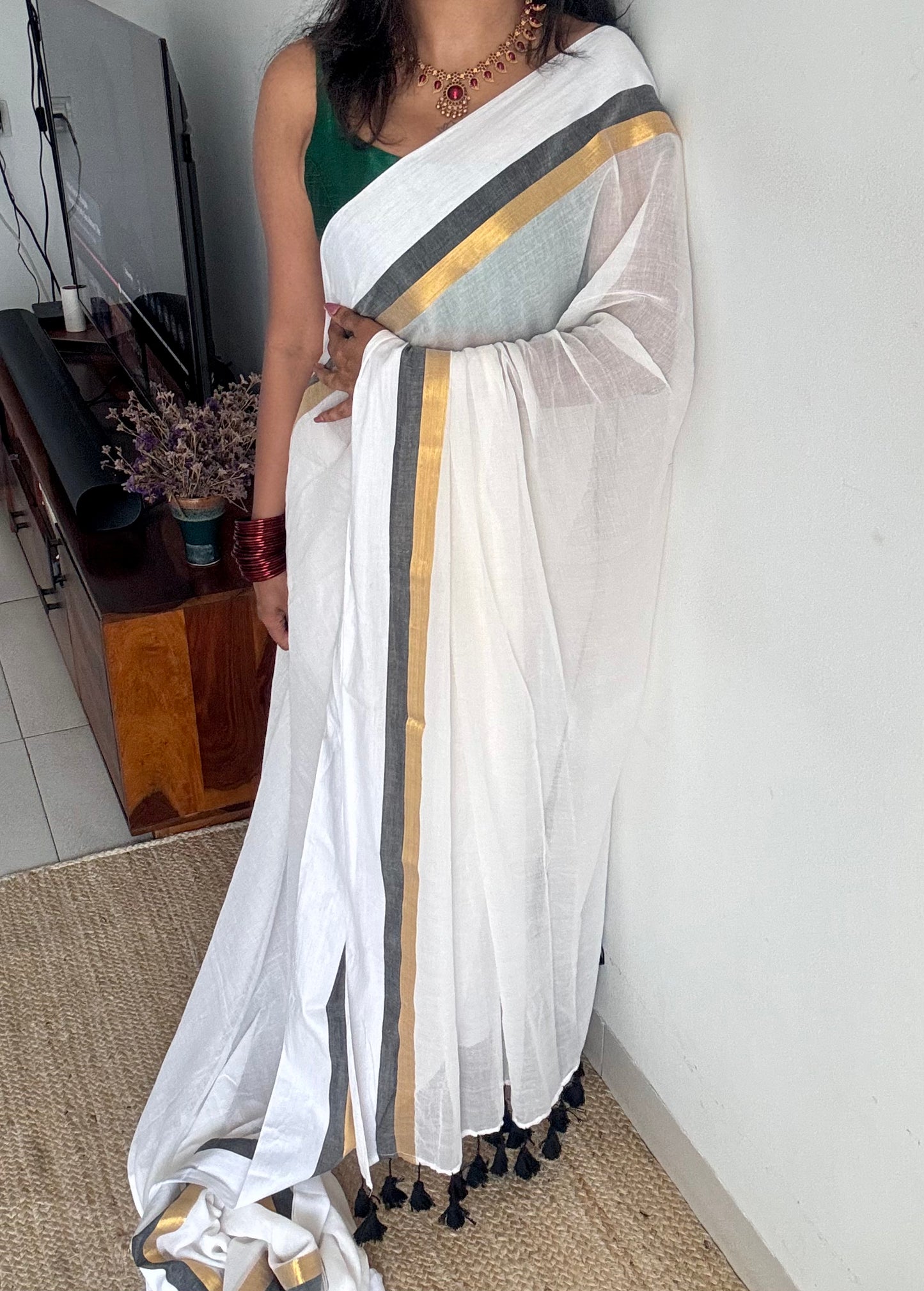 White with black and gold striped border, mul cotton - YCON25BCM40
