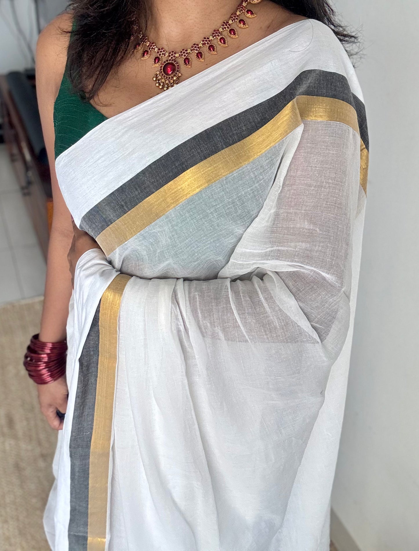 White with black and gold striped border, mul cotton - YCON25BCM40