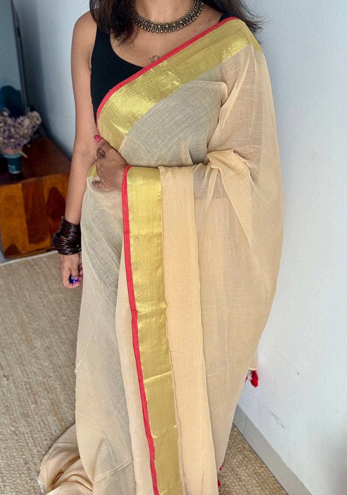 Musk cream with zari border, mul cotton YCBCMCM01