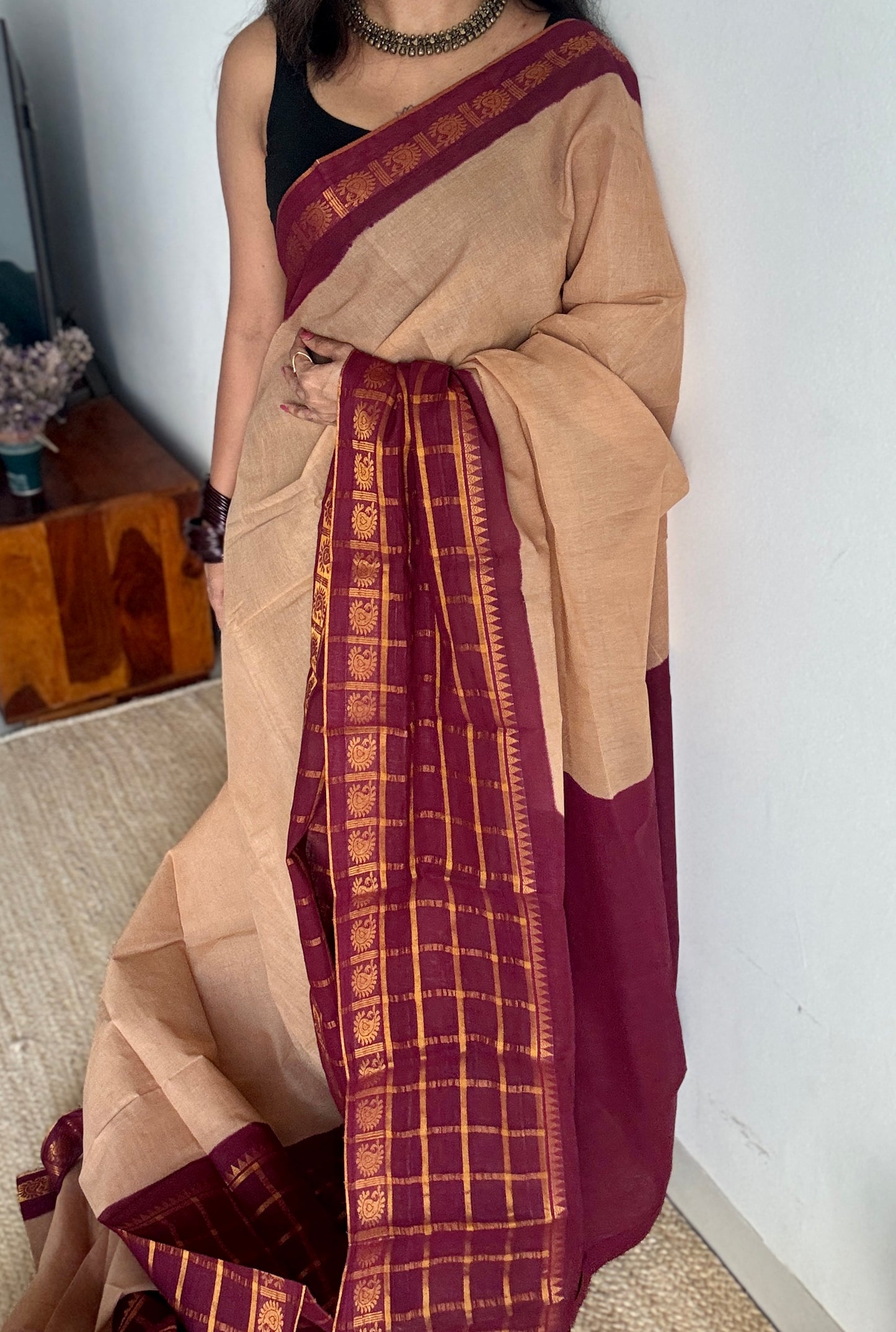 Beige - Maroon Kattam (Checkered) Border - Madurai Sungudi cotton - YCCOTNSKCB07