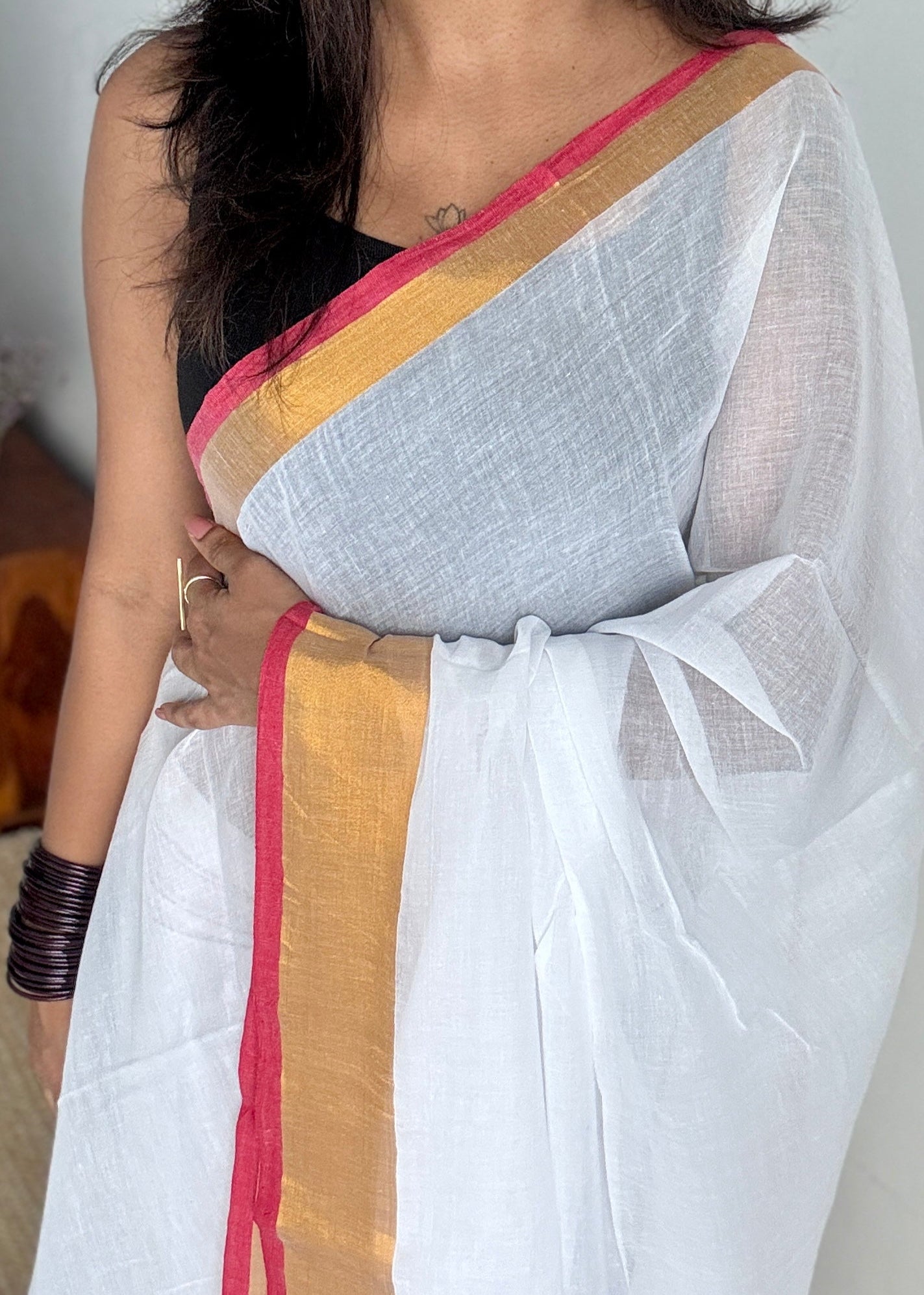 White with Gold Zari - Mul Cotton YCBCM06