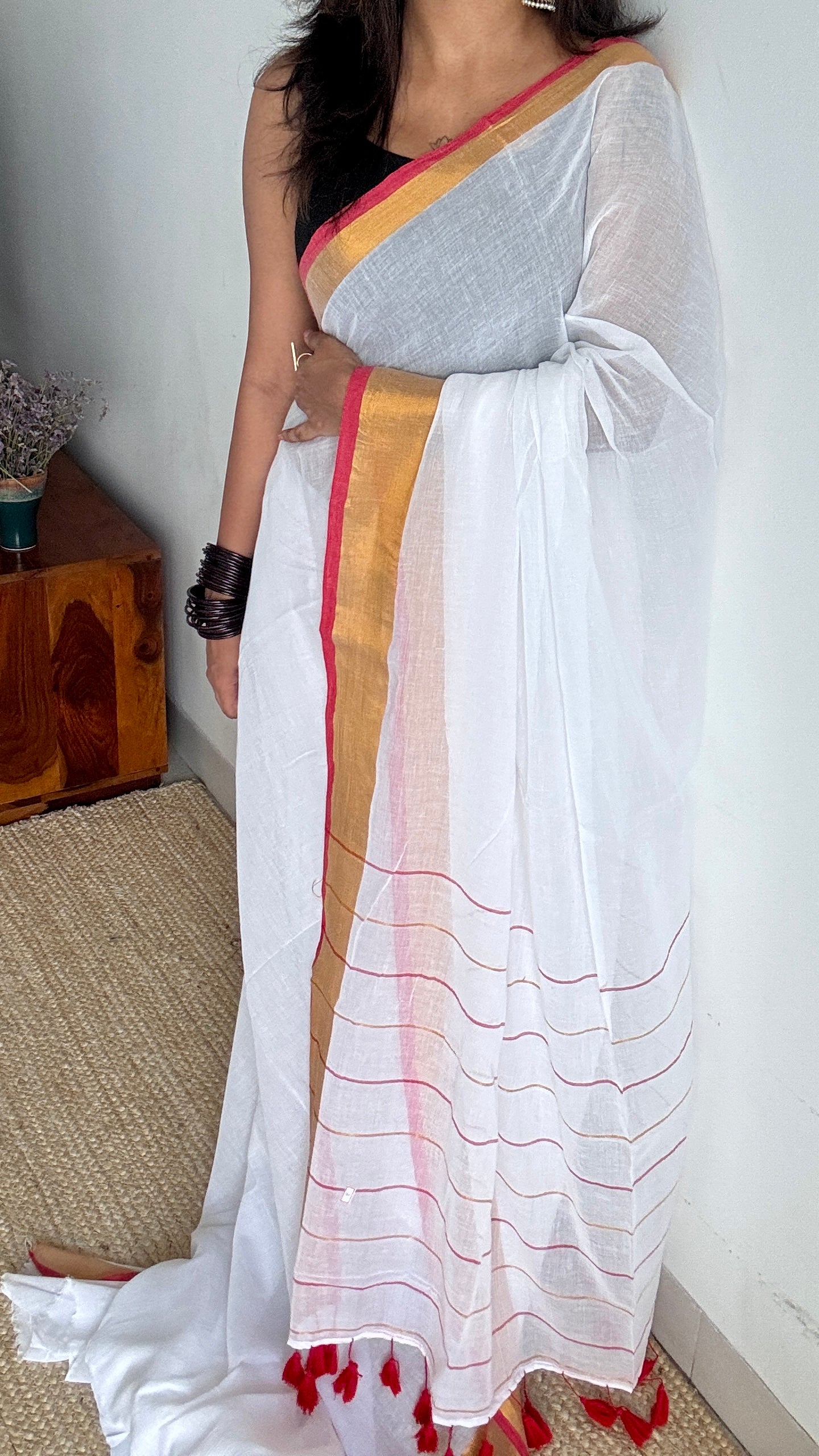 White with Gold Zari - Mul Cotton YCBCM06
