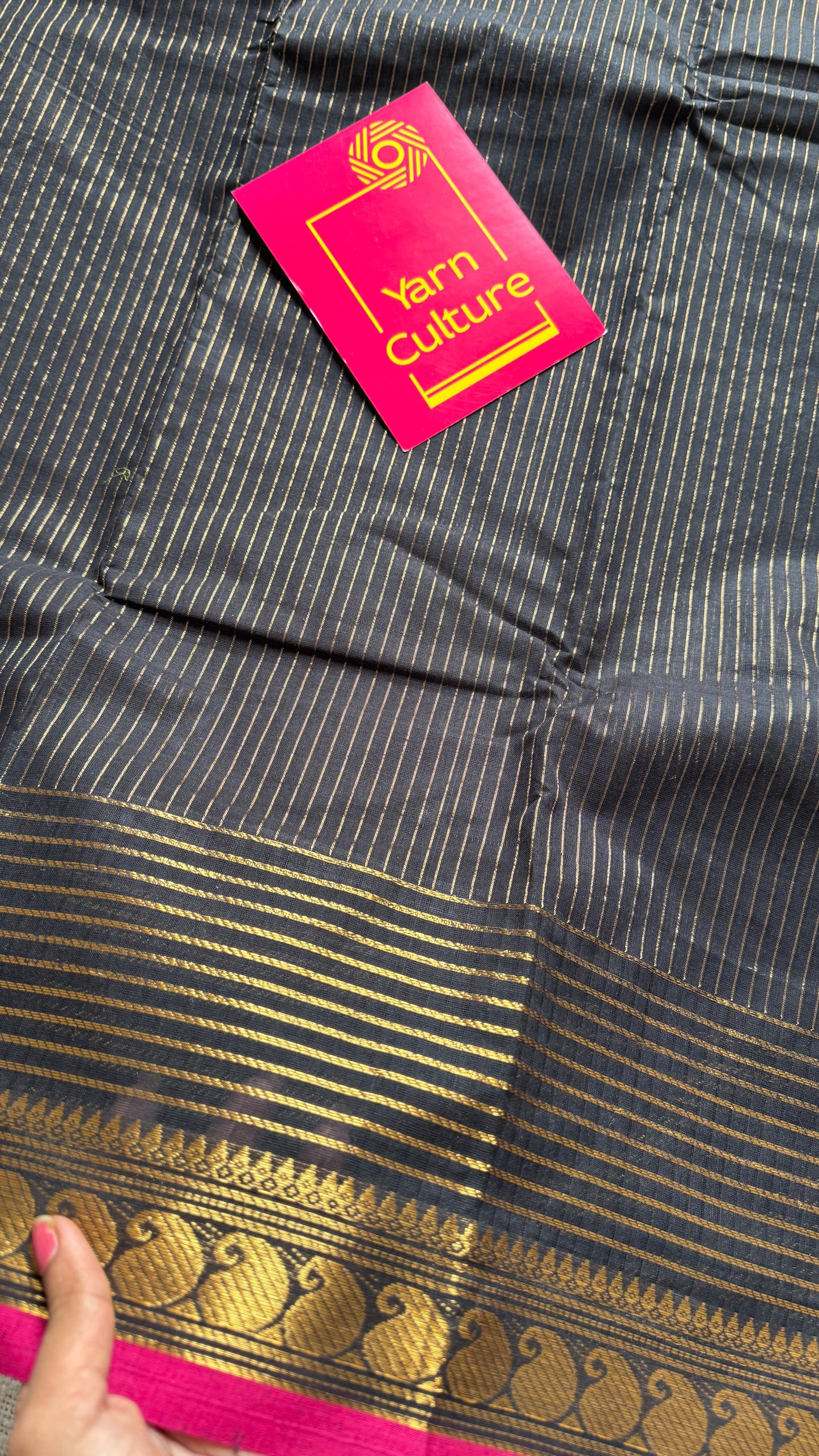 Black with gold stripes, pink motif border - Kanchi Cotton - YCCOTNCLS01