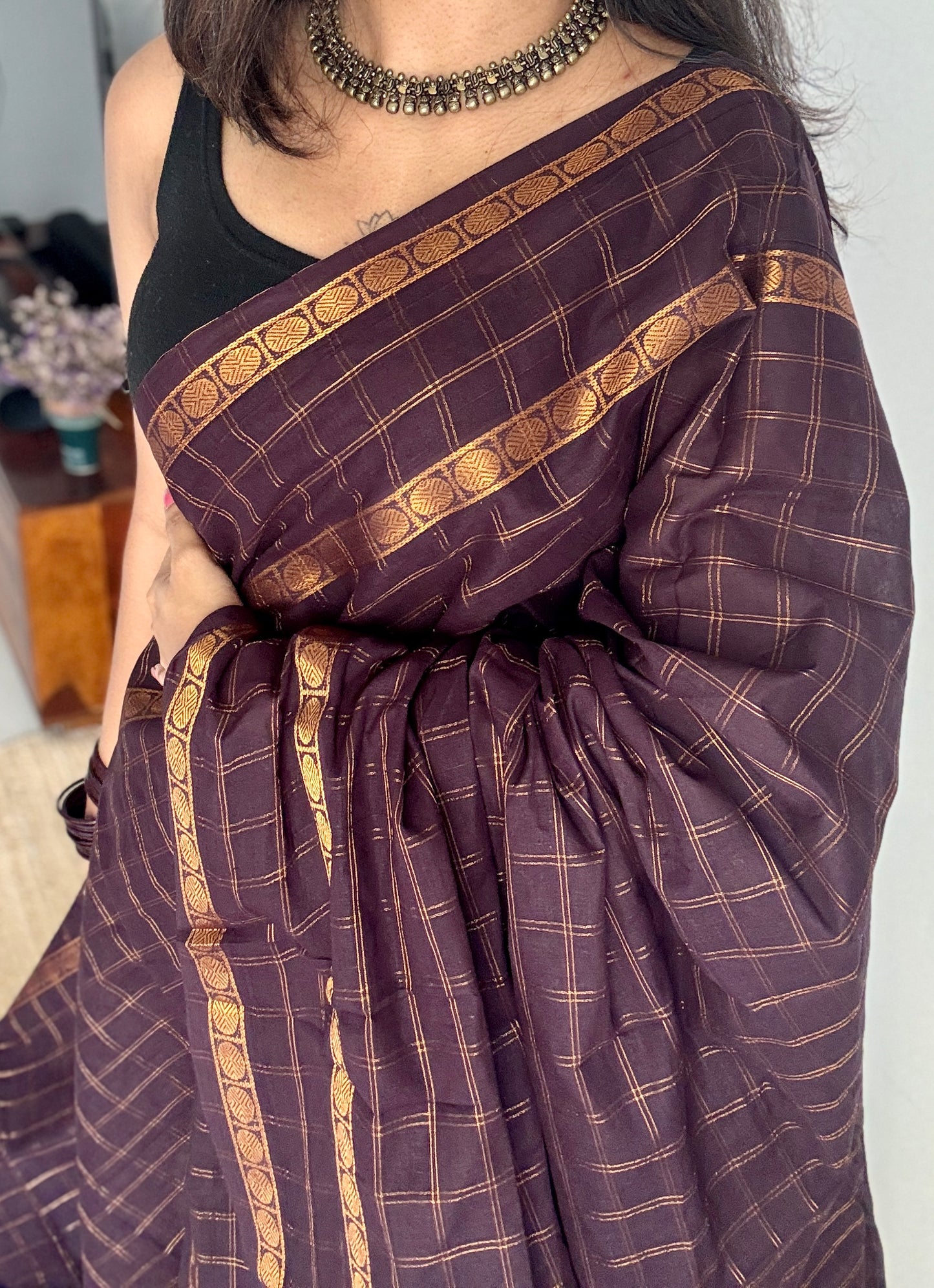 Purple Brown adayar zari kattam, sungudi cotton, with contrast blouse fabric - YCCOTNAZKR02