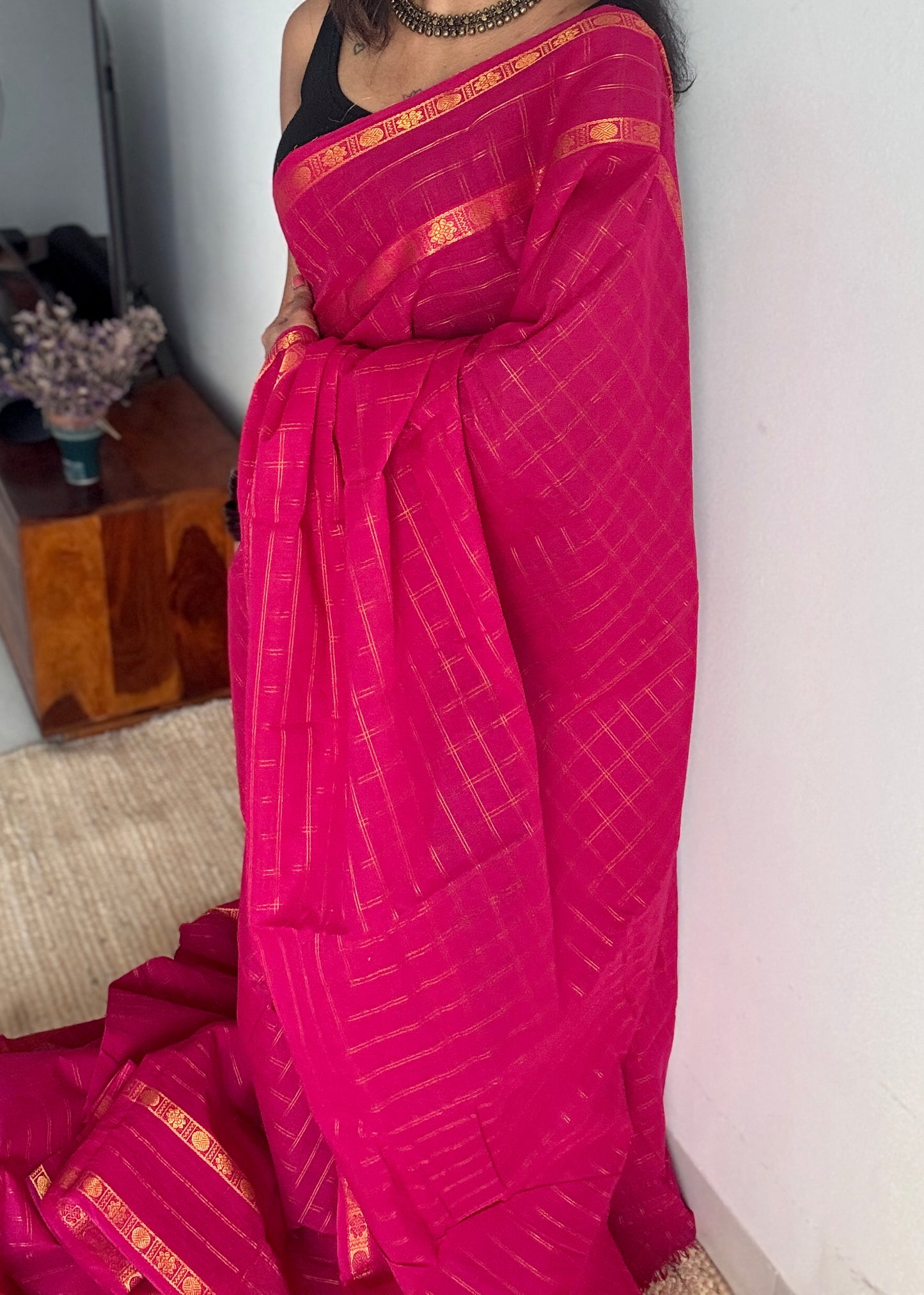 Hot pink adayar zari kattam, sungudi cotton, with contrast blouse fabric - YCCOTNAZKR04