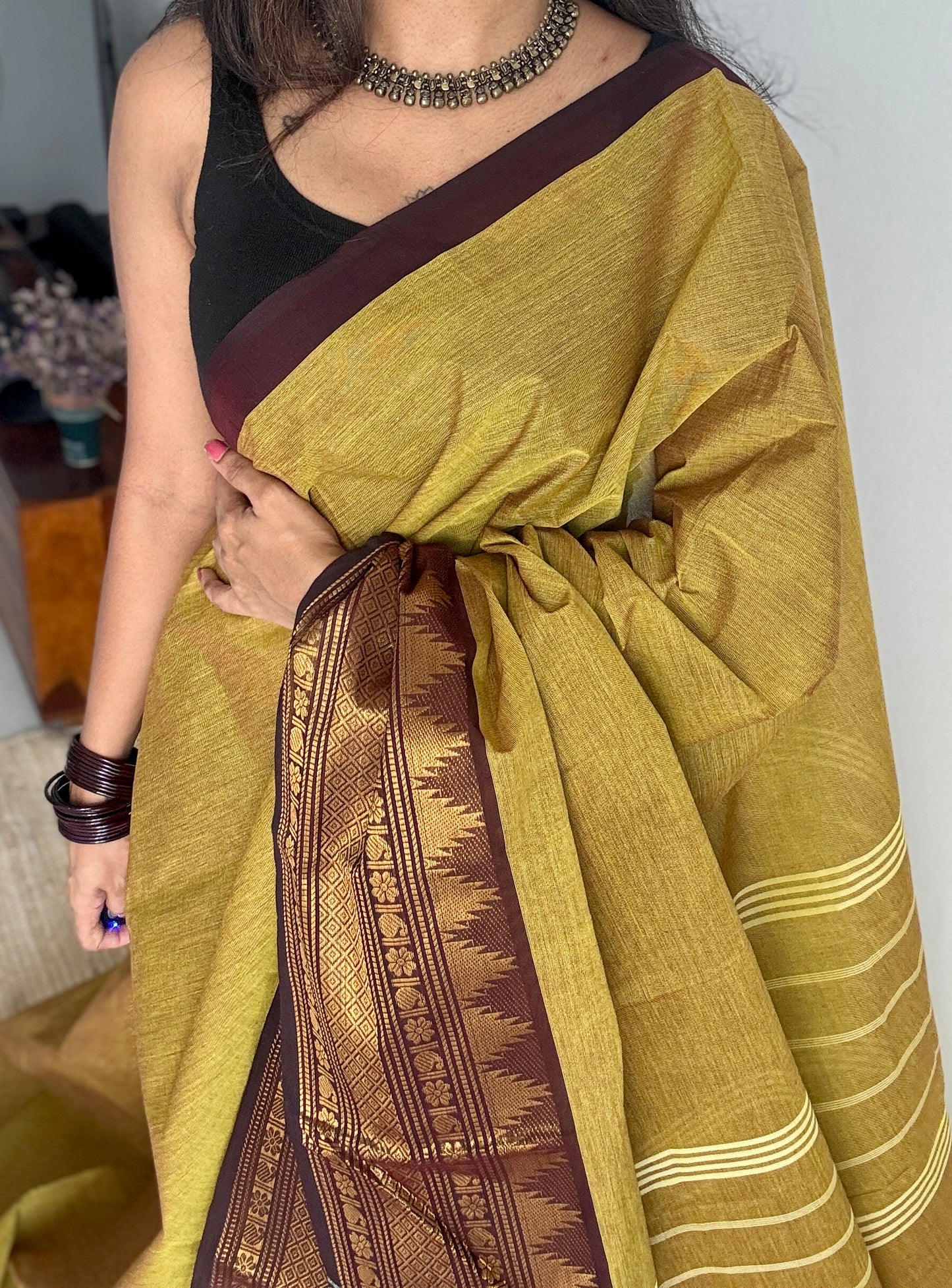 Light Green with Brown Contrast Border (single side) - Chettinad Cotton - YCCOTNCLWB06