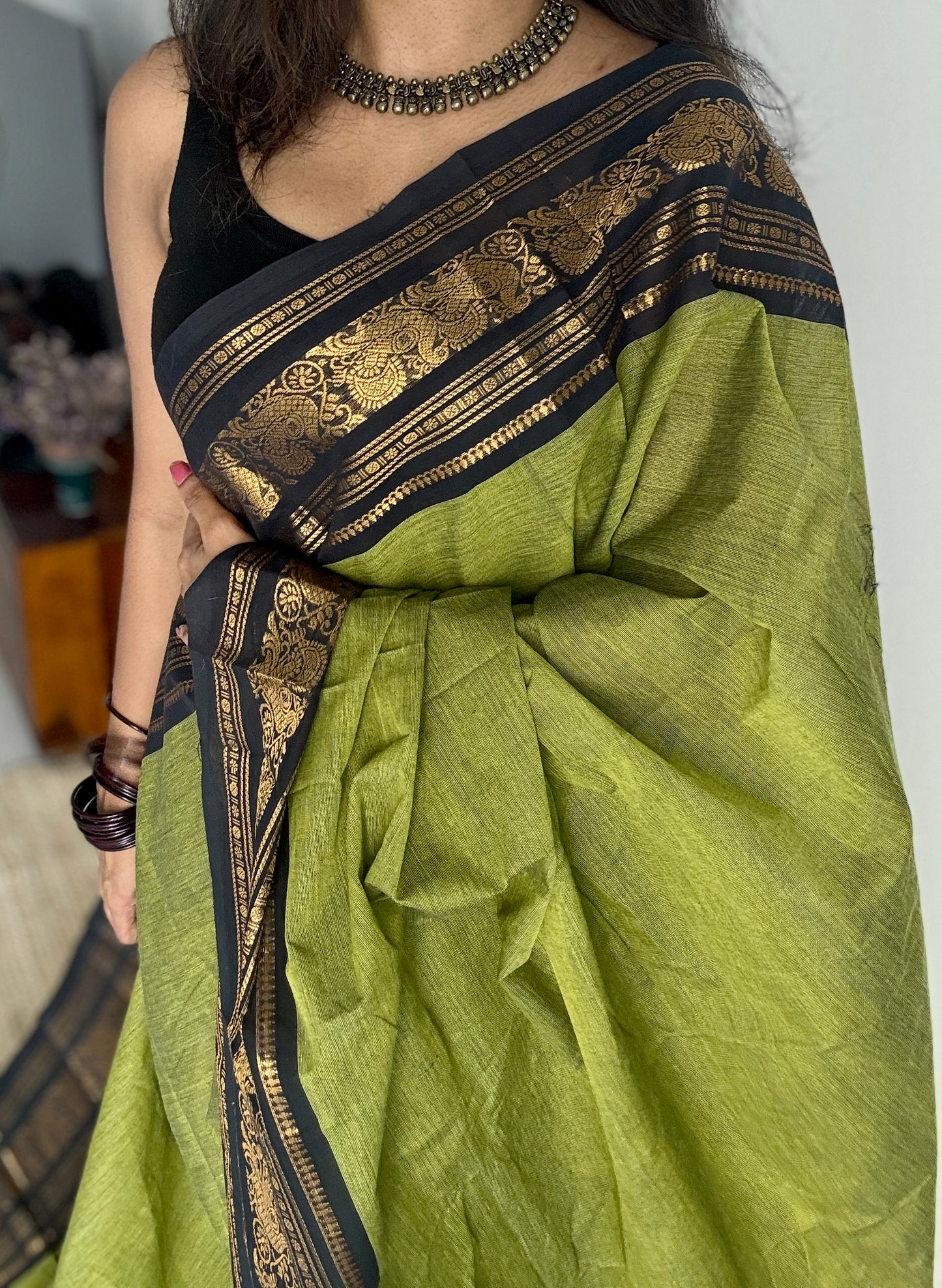 Green with Black Contrast Peacock Motif Border - Chettinad Cotton - YCCOTNCLWB09