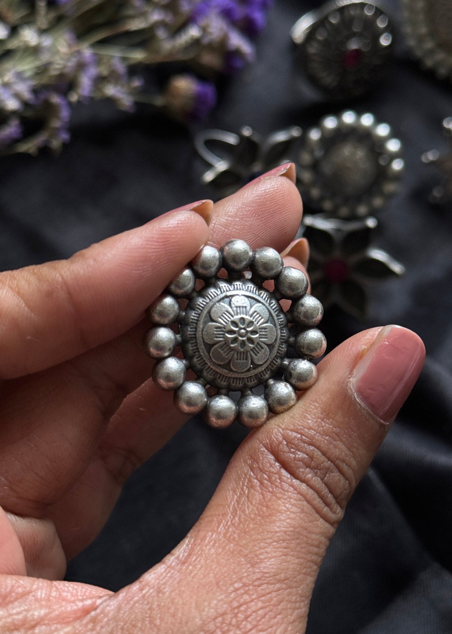 Antique Bloom - Adjustable Round Floral Ring - YCOSFR32