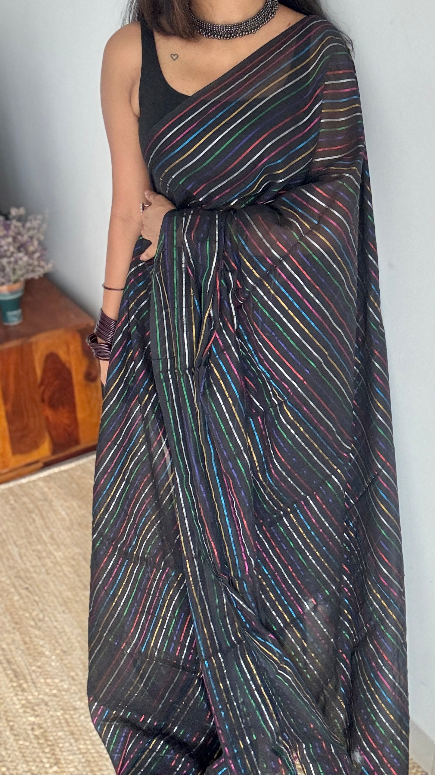 Black Aurora - black with coloured stripes, mul cotton