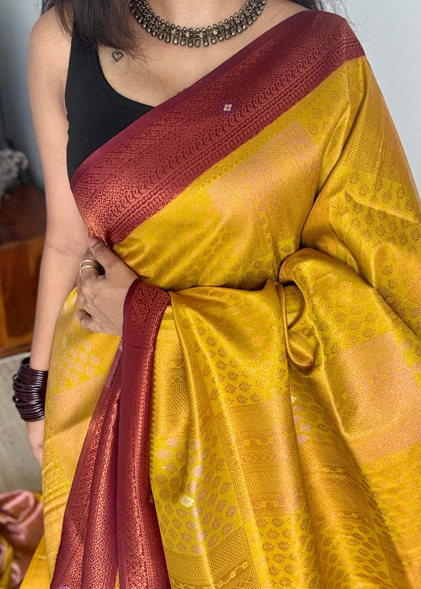 Sugandhi - Light green with maroon, semi-silk