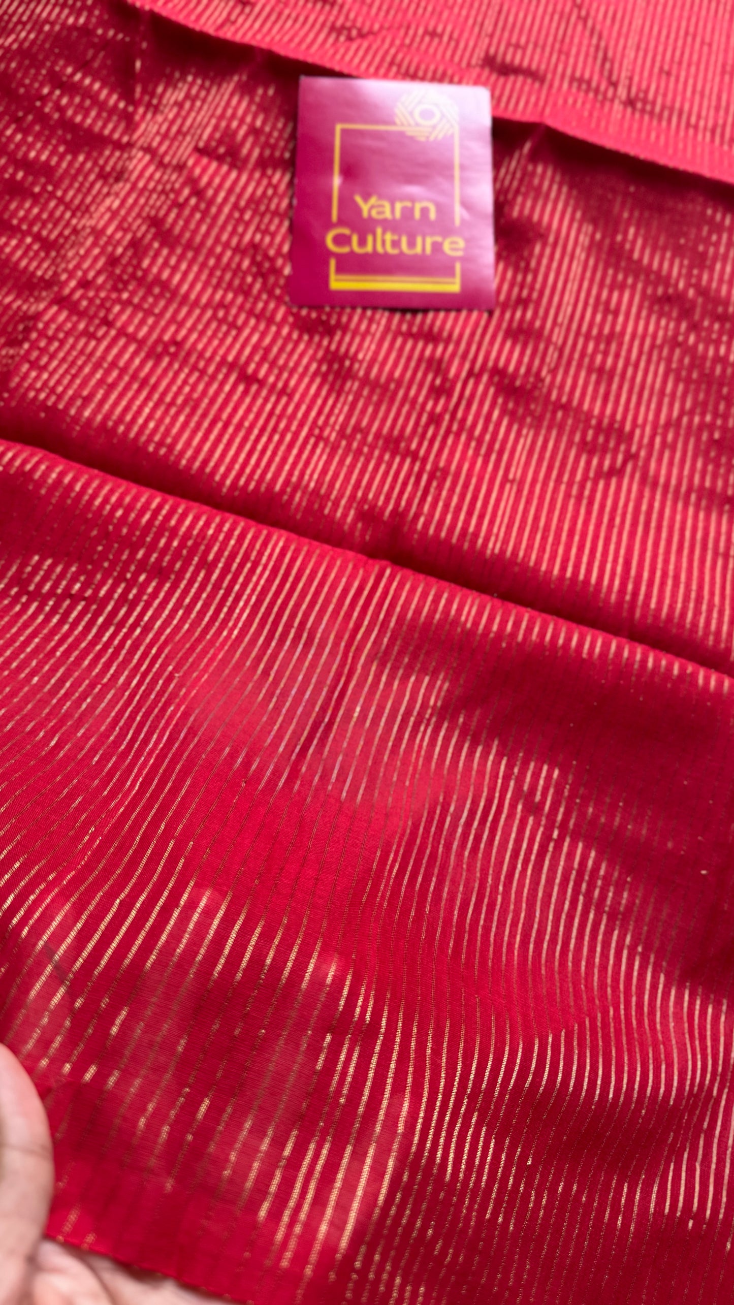 Red Chilli - Red & gold stripes, mul cotton
