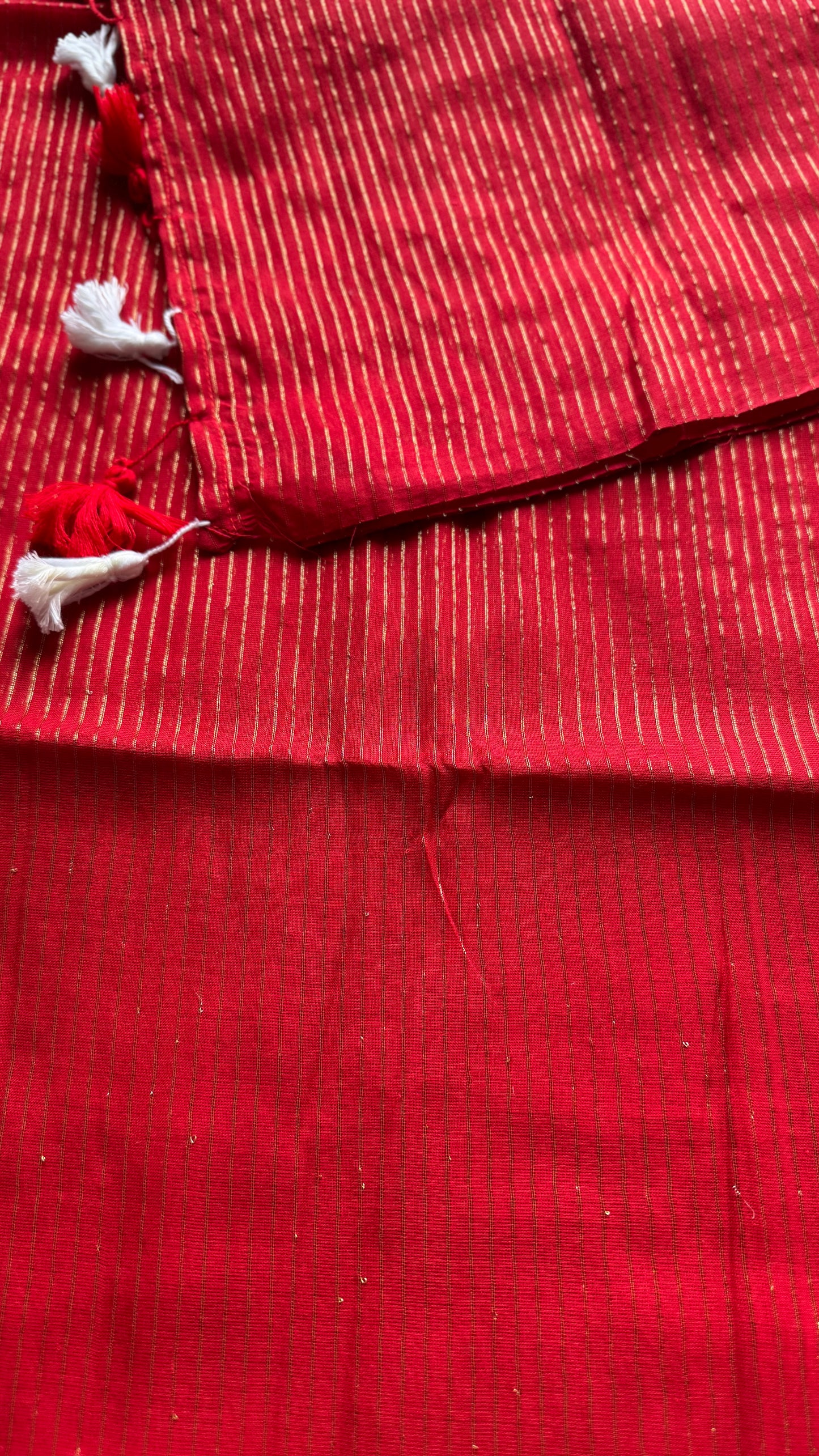 Red Chilli - Red & gold stripes, mul cotton