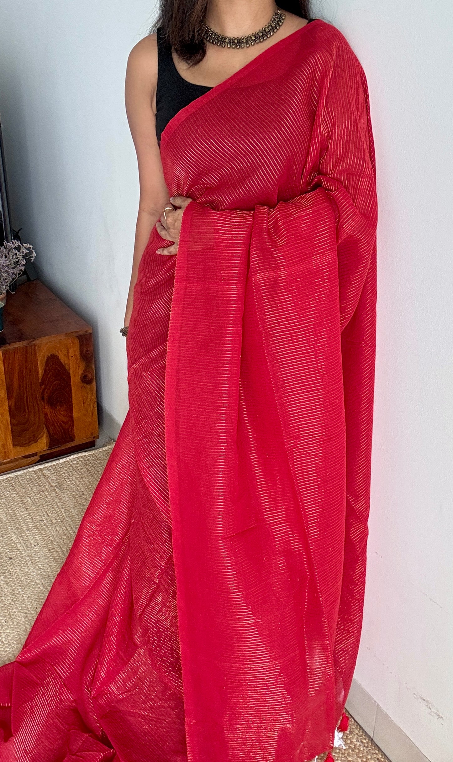 Red Chilli - Red & gold stripes, mul cotton