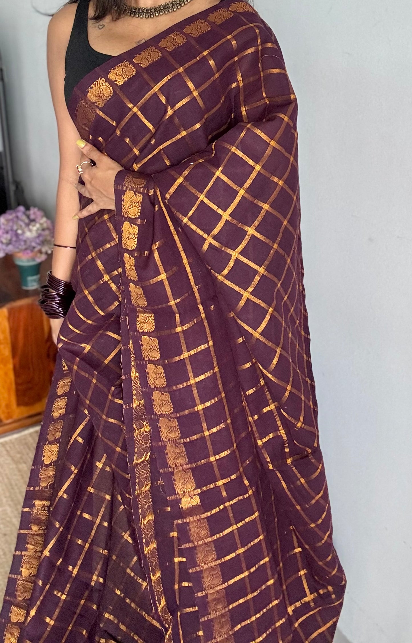 Purple brown pavithra kattam kattuchayam dyed madurai cotton saree - YCCOTNMSFE128