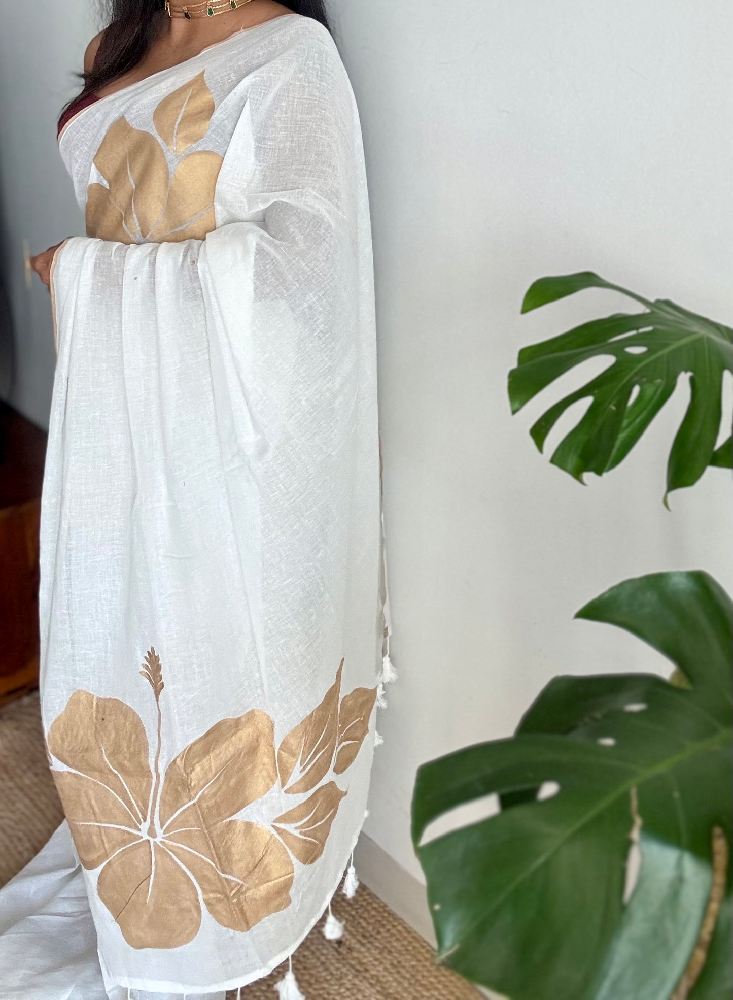Ivory mul saree, statement floral painted pallu - YCIEON35