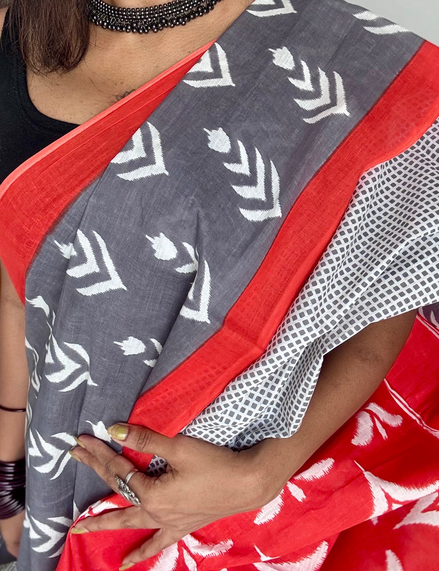 Grey with red border, white motifs, soft cotton saree - YCTORCMA07