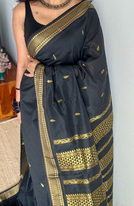Black with motif border - cotton silk - YCCOTNSEKCS18