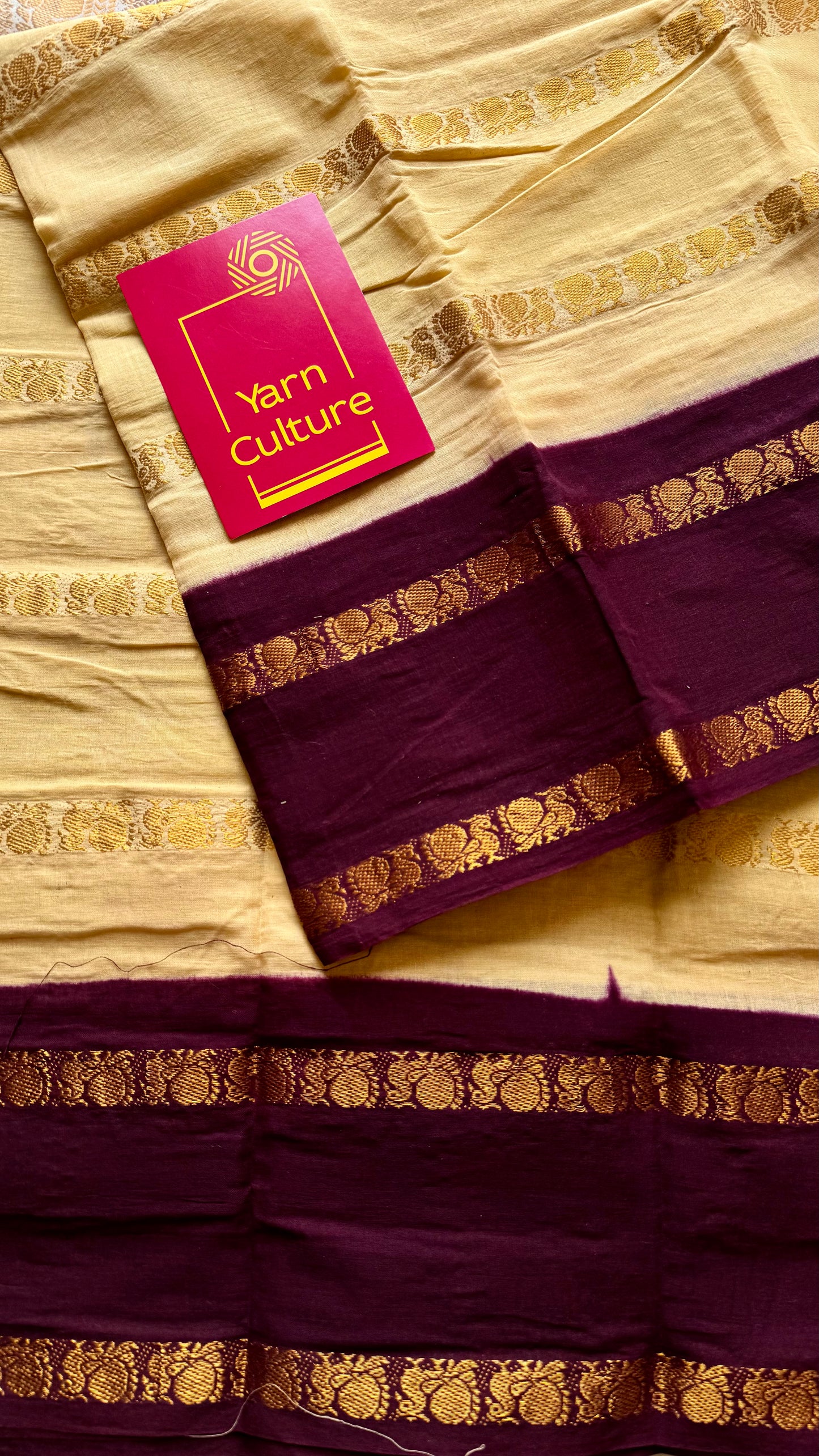 Sandal with maroon contrast, peacock zari striped sungudi, kattuchayam dyed madurai cotton - YCIEON96