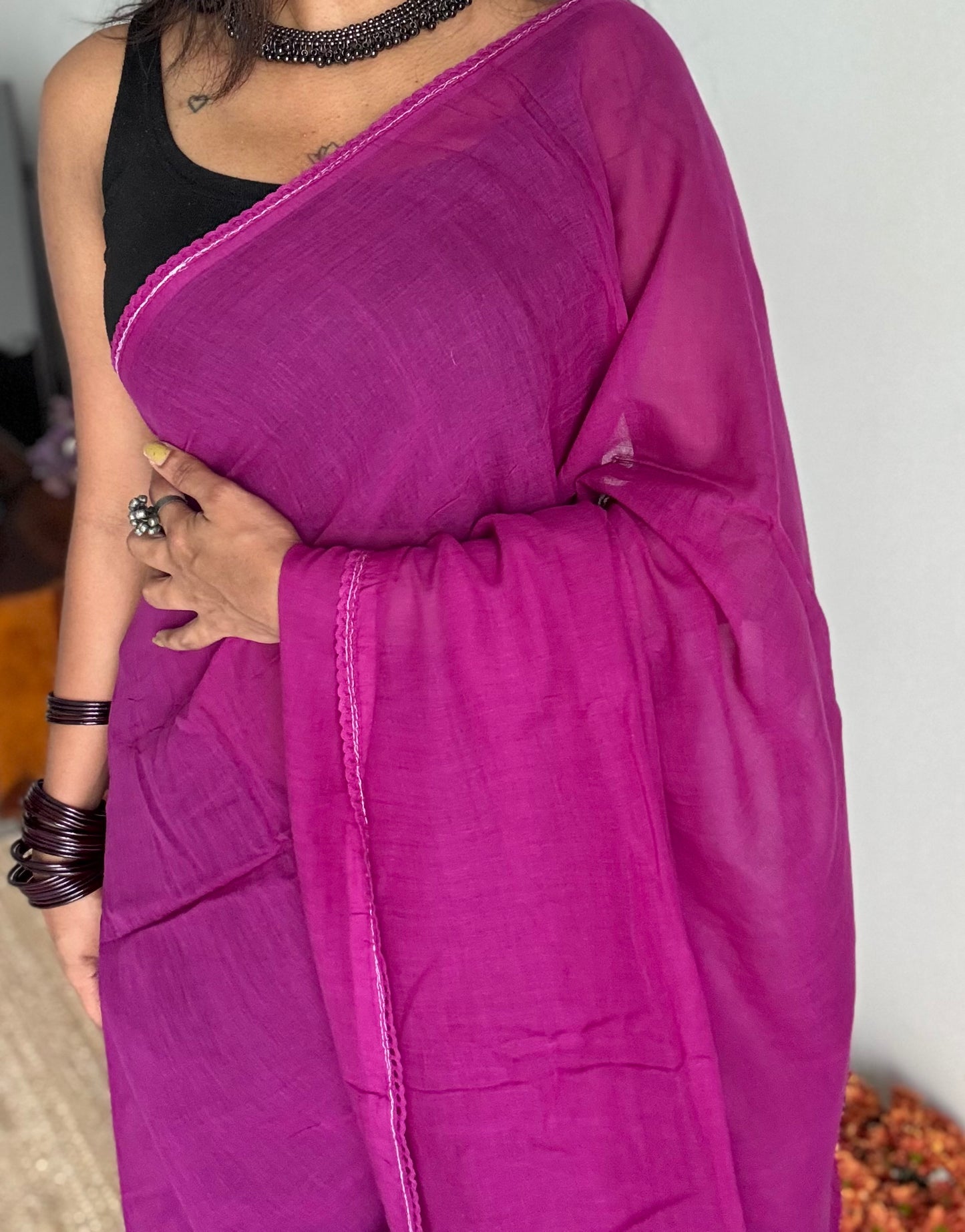 Purple pink plain mul saree with lace border - YCBCMCFE404