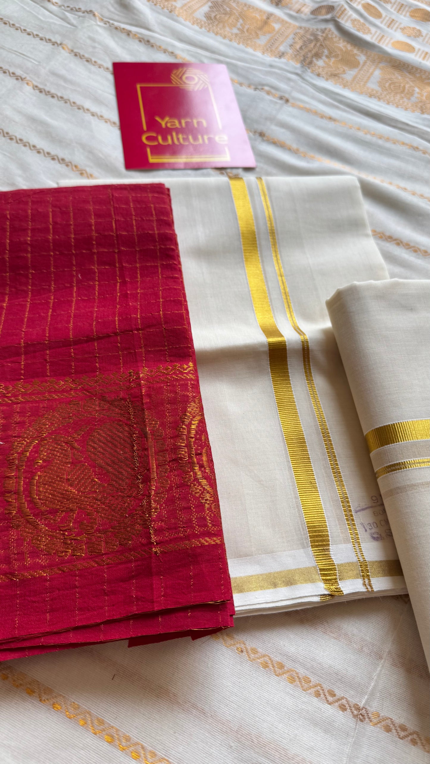 Set mund, handwoven from Chendamangalam looms, ivory and gold - YCIEON146