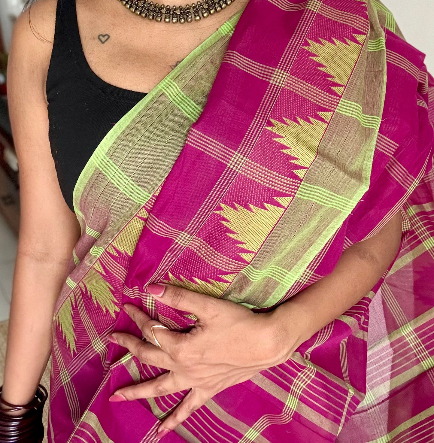 Chettinad cotton saree with magenta and lime green checks, temple motif border - YCCOTNAP69