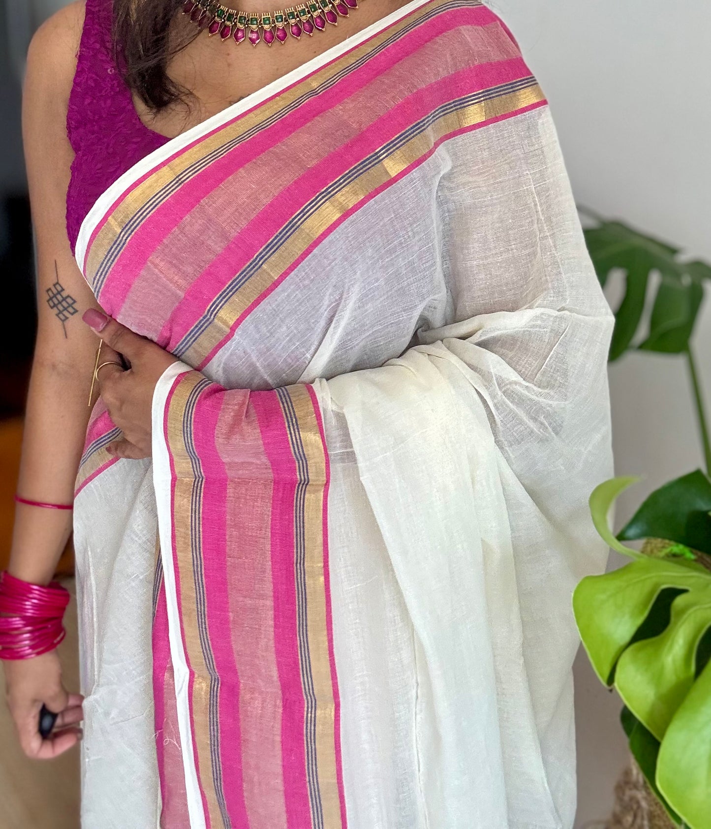 Ivory mul saree, hot pink and gold border  - YCIEON25