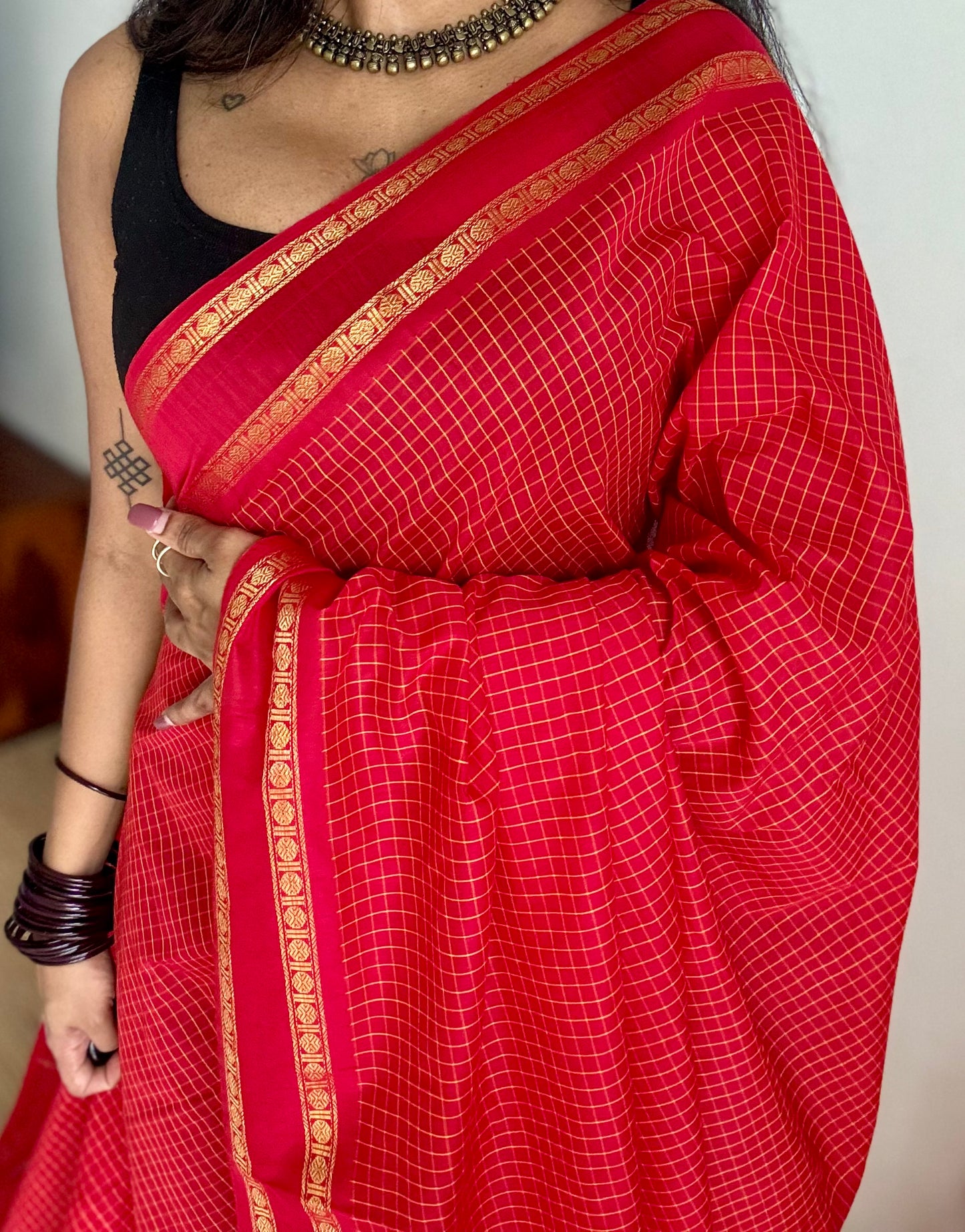 Chilli red arani checks saree, cotton silk - YCCOTNAUG20