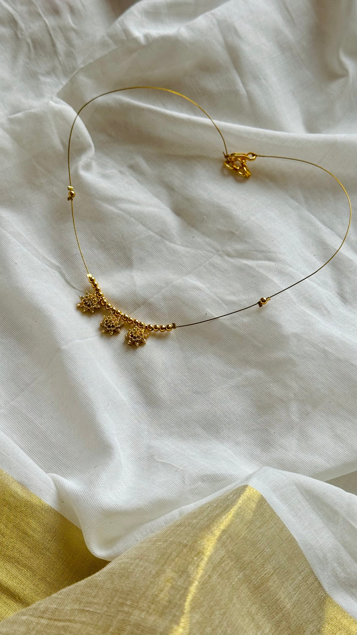 3 white stone pendants, invisible neckpiece - YCGPNP804
